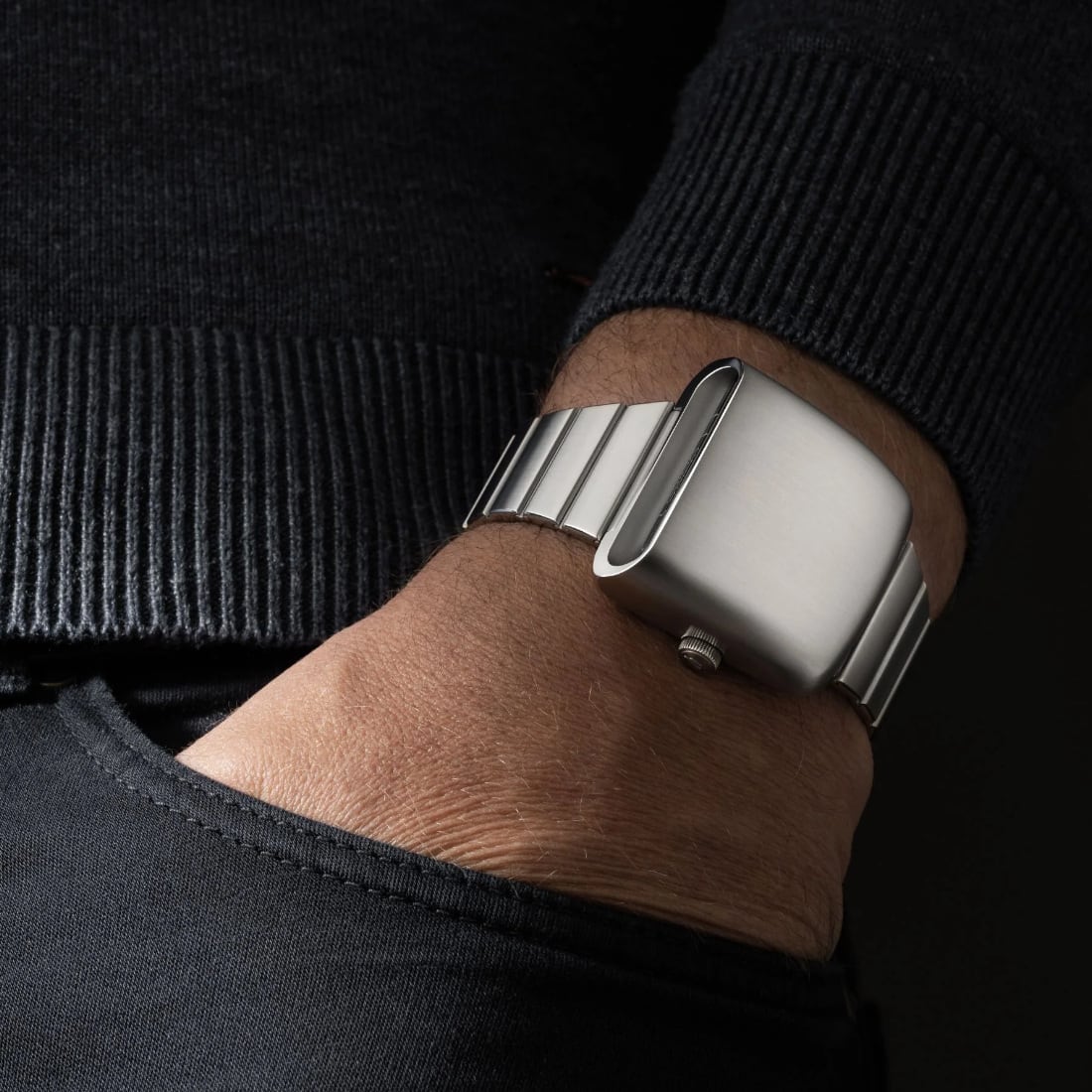 Amida Digitrend Steel Edition