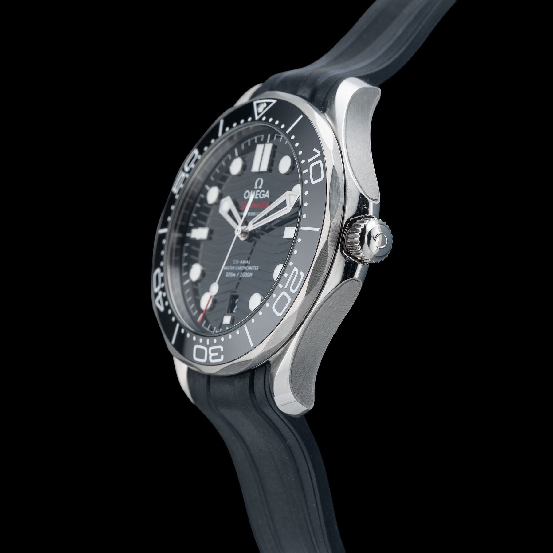 Omega 210.32.42.20.01.001 Seamaster Diver 300M Co-Axial Master Chronometer Black Dial On Rubber Strap