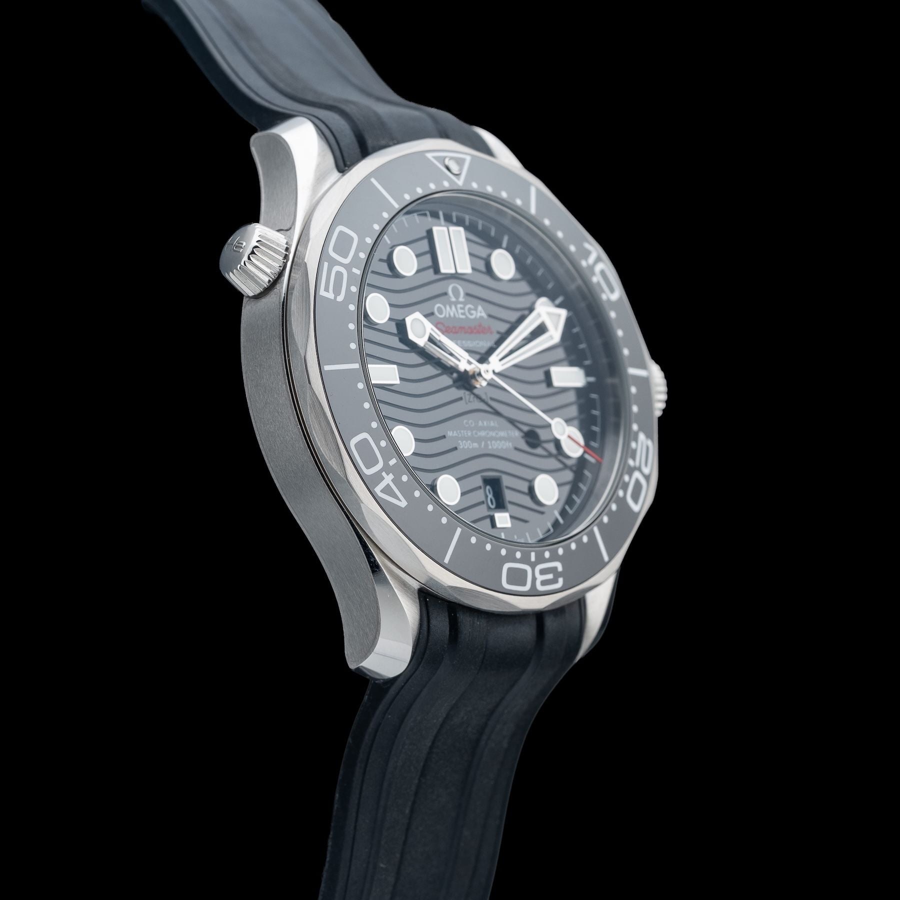 Omega 210.32.42.20.01.001 Seamaster Diver 300M Co-Axial Master Chronometer Black Dial On Rubber Strap