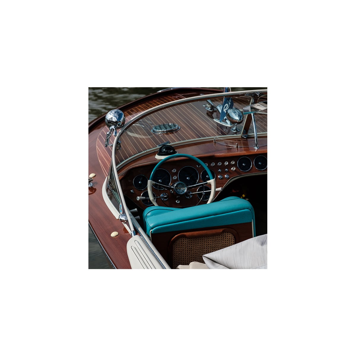 Frederique Constant Classics Runabout Automatic GMT FC-350RN5B6