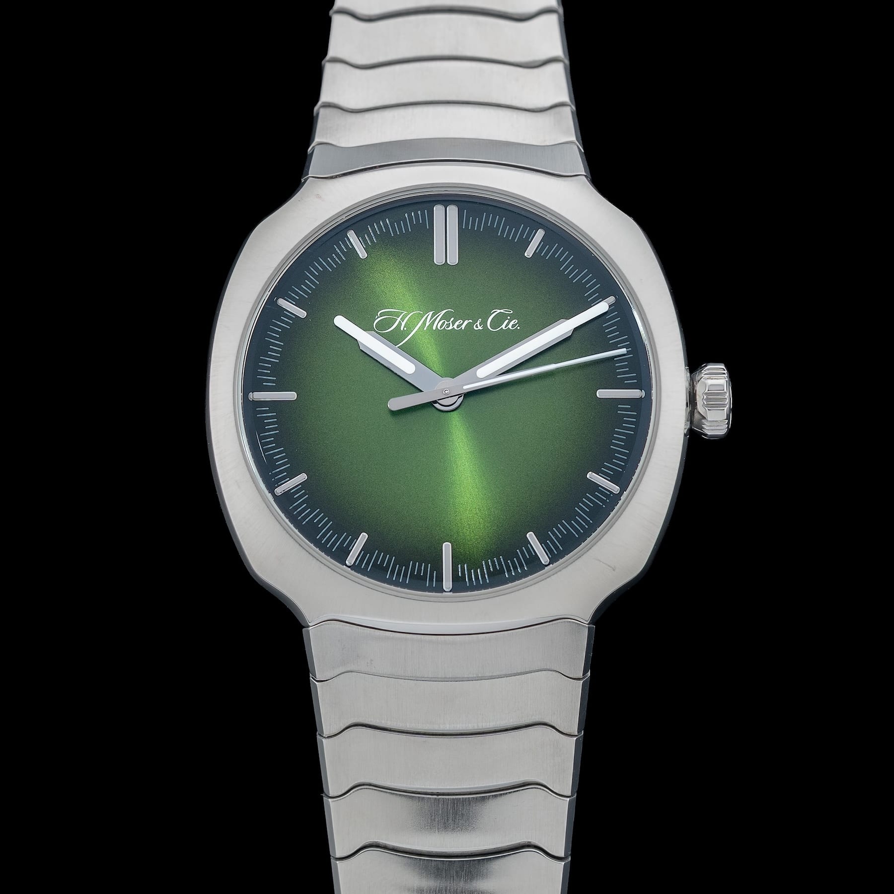 H. Moser & Cie. Streamliner 6200-1200