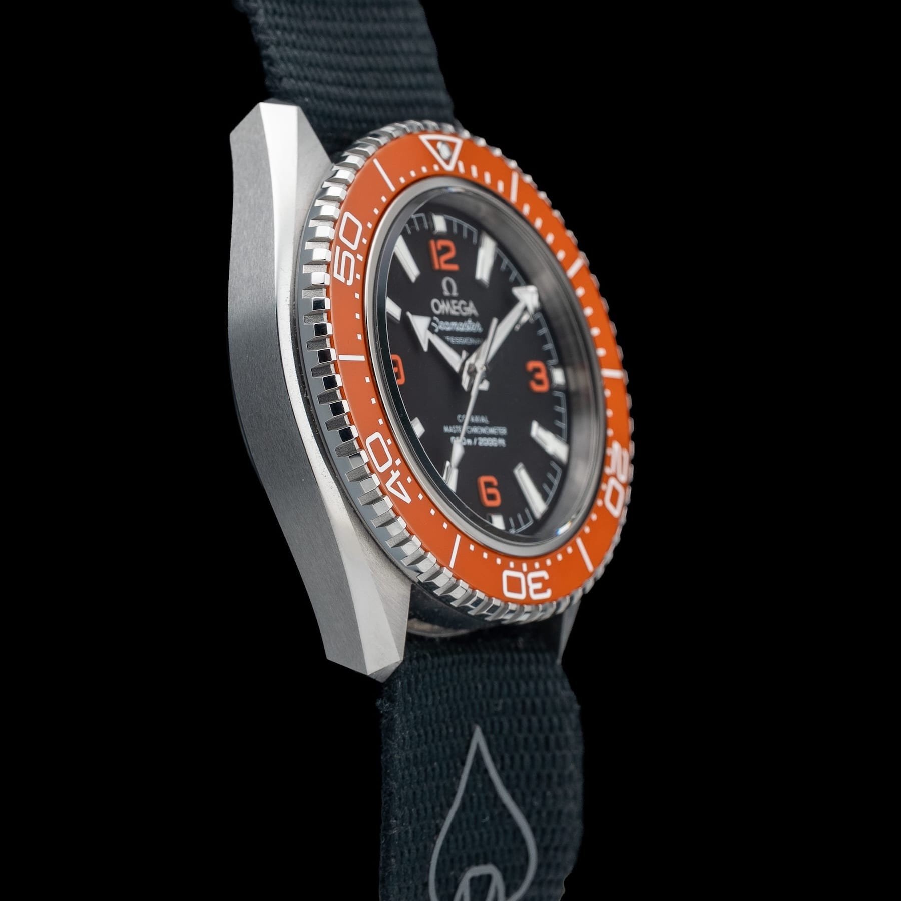 Omega Seamaster Planet Ocean 600M 217.32.42.21.01.003