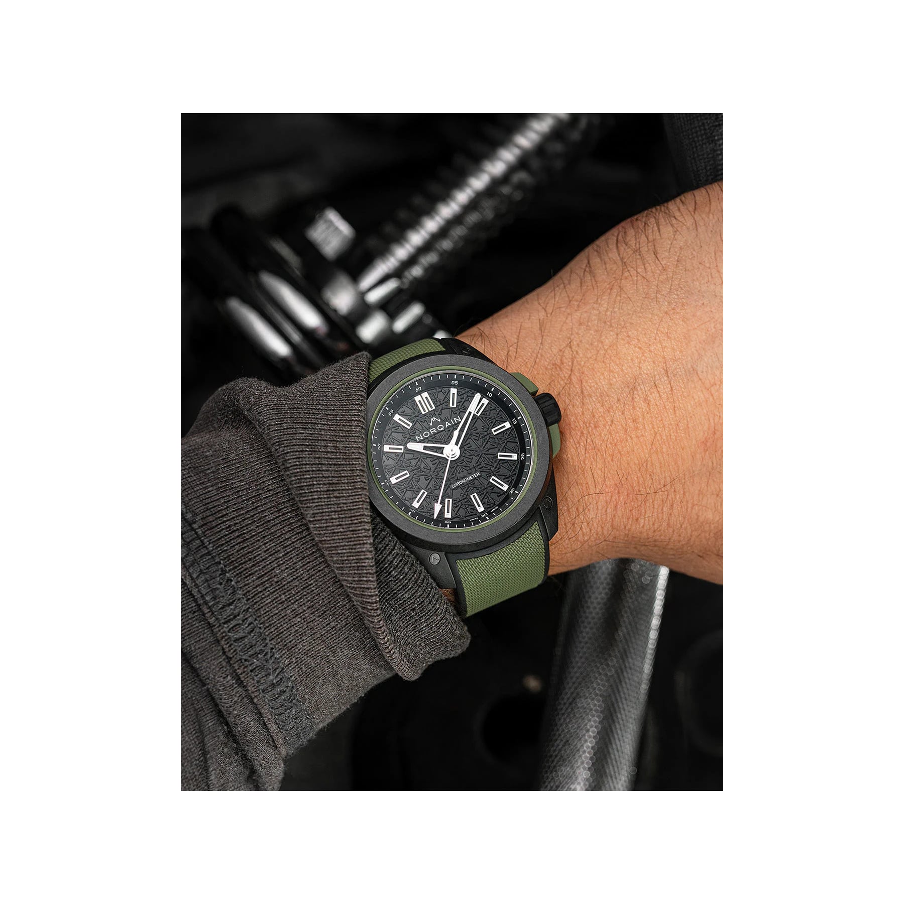 NORQAIN Wild One 42mm N3000.21Q24.B02.R03