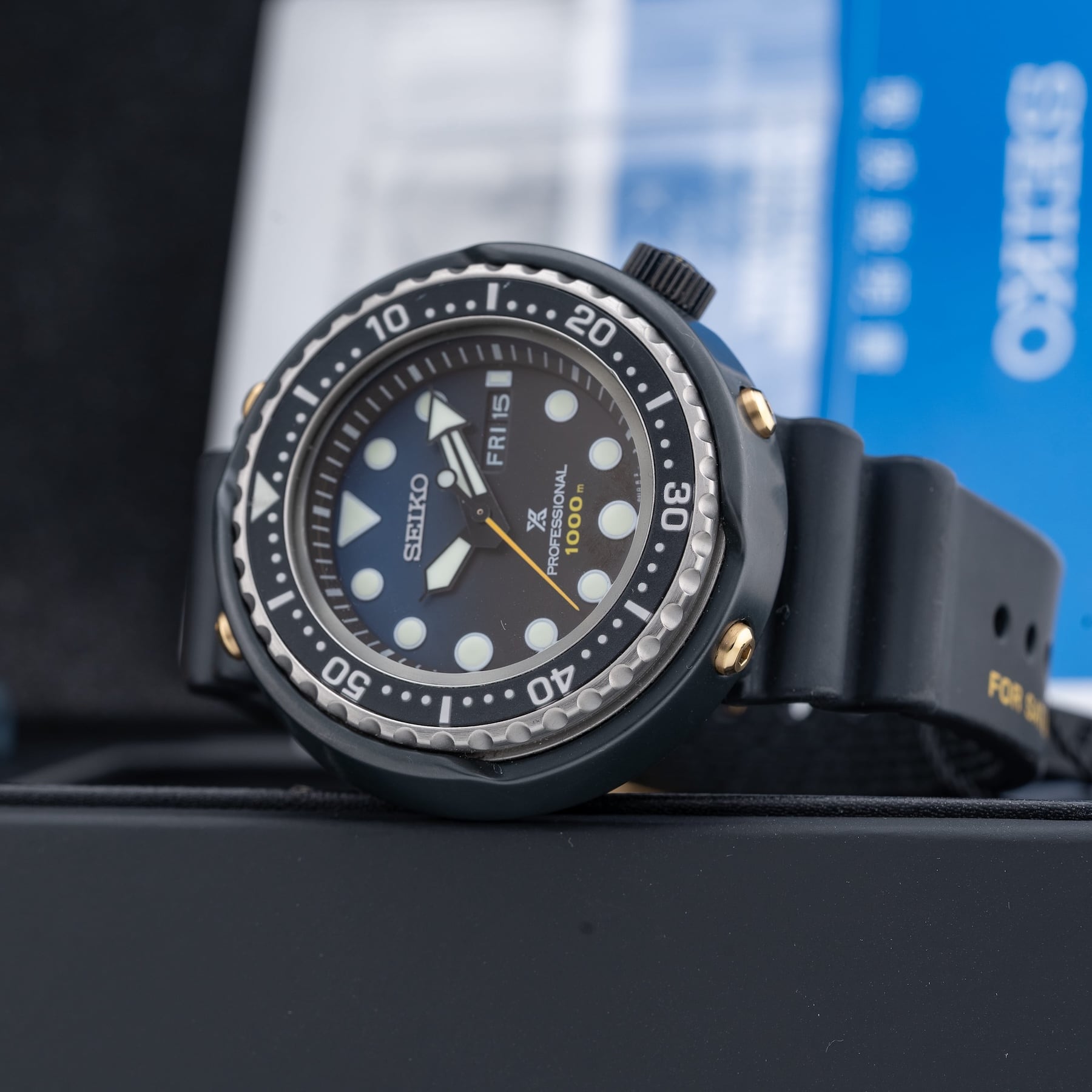 Seiko Prospex 1986 Quartz Diver's 35th Anniversary Limited Edition SBBN051
