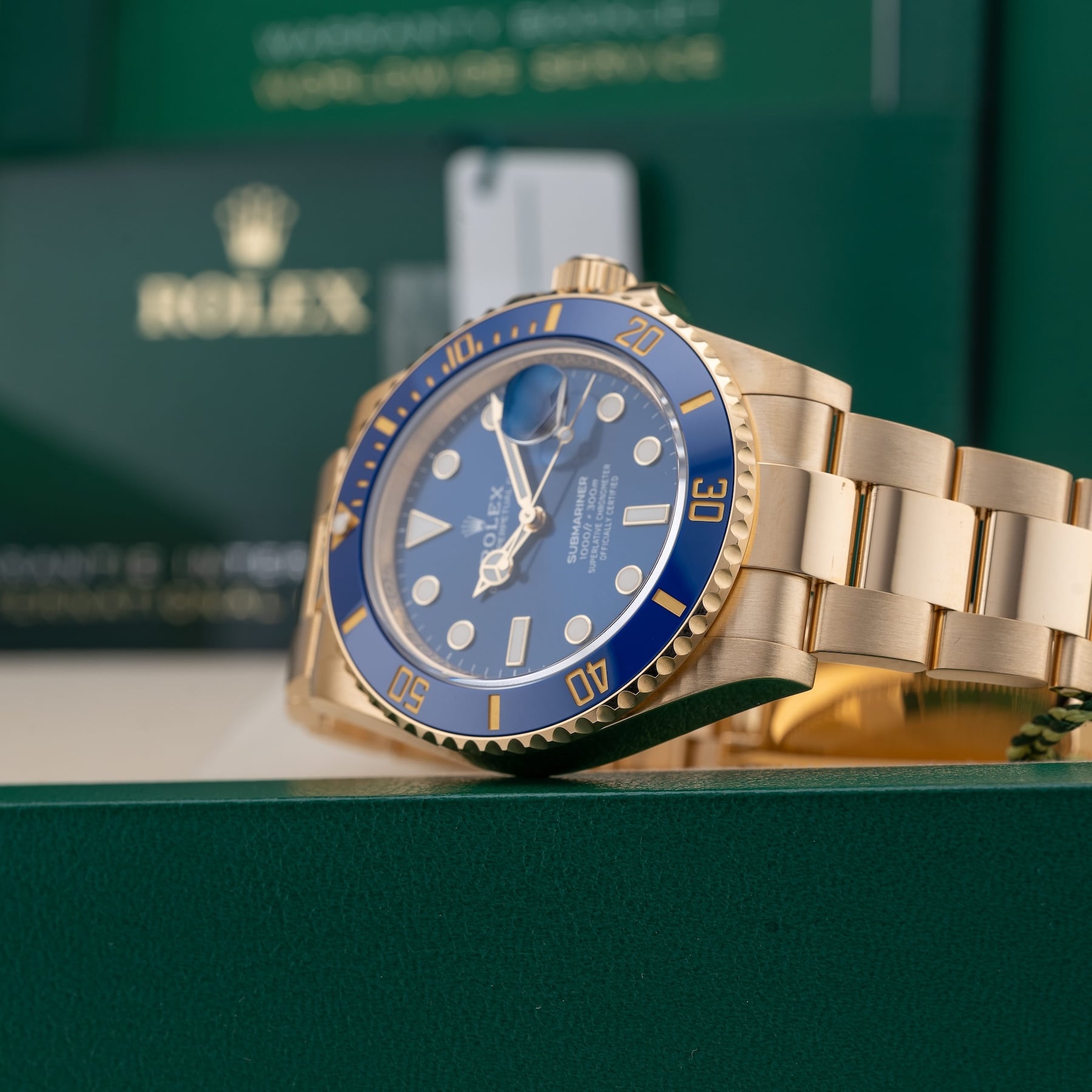 Rolex Submariner Date 18K Yellow Gold Blue Dial 126618LB