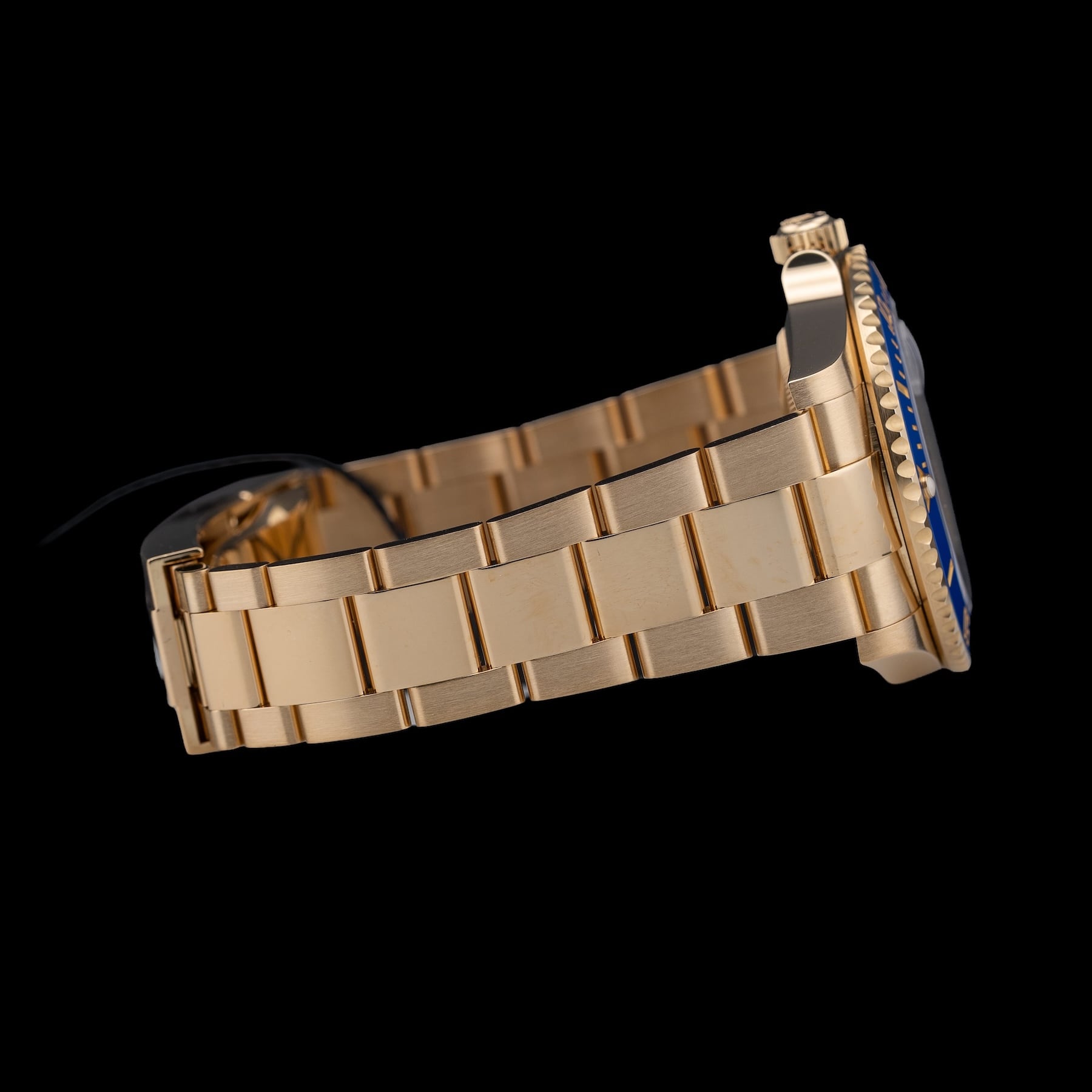 Rolex Submariner Date 18K Yellow Gold Blue Dial 126618LB