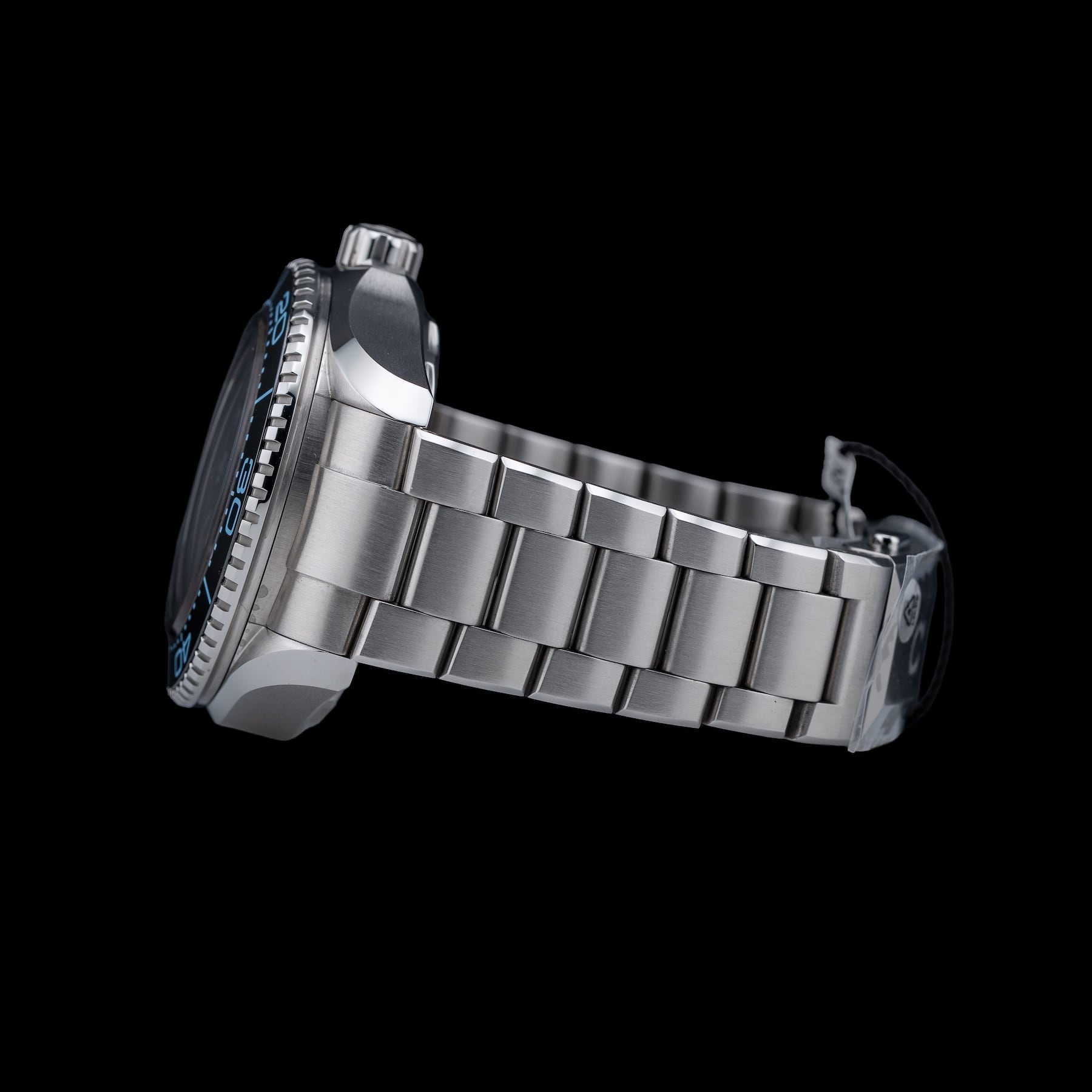 Omega Seamaster Ultra Deep 6000M Summer Blue 215.30.46.21.03.002
