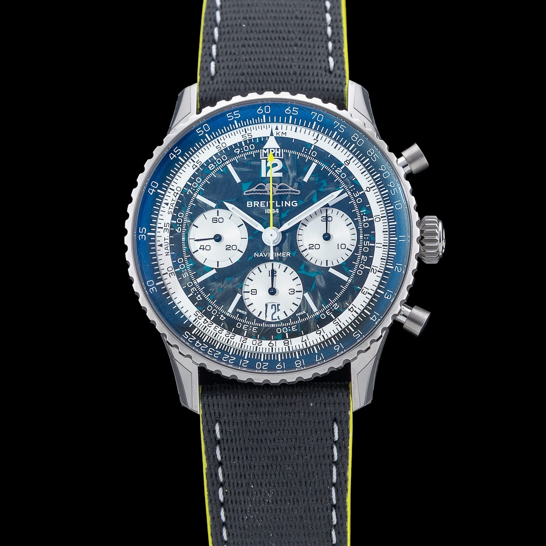 Breitling Navitimer B01 Chronograph 43 Aston Martin Aramco Formula One Team