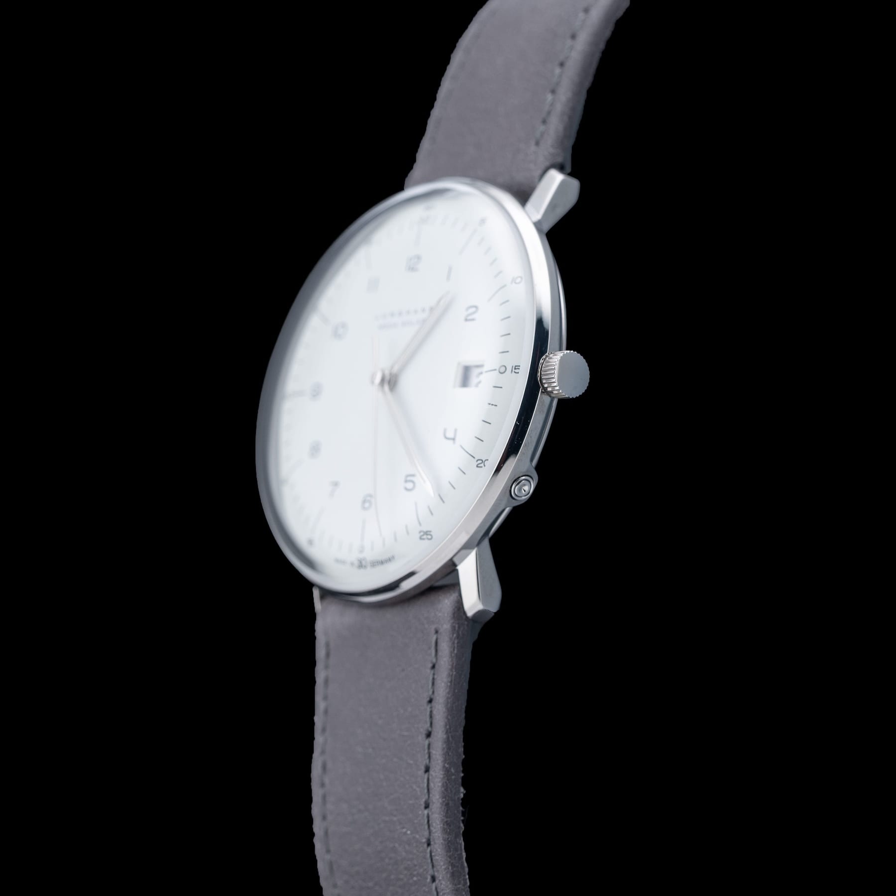 Junghans Max Bill Mega Solar 059/2021.02