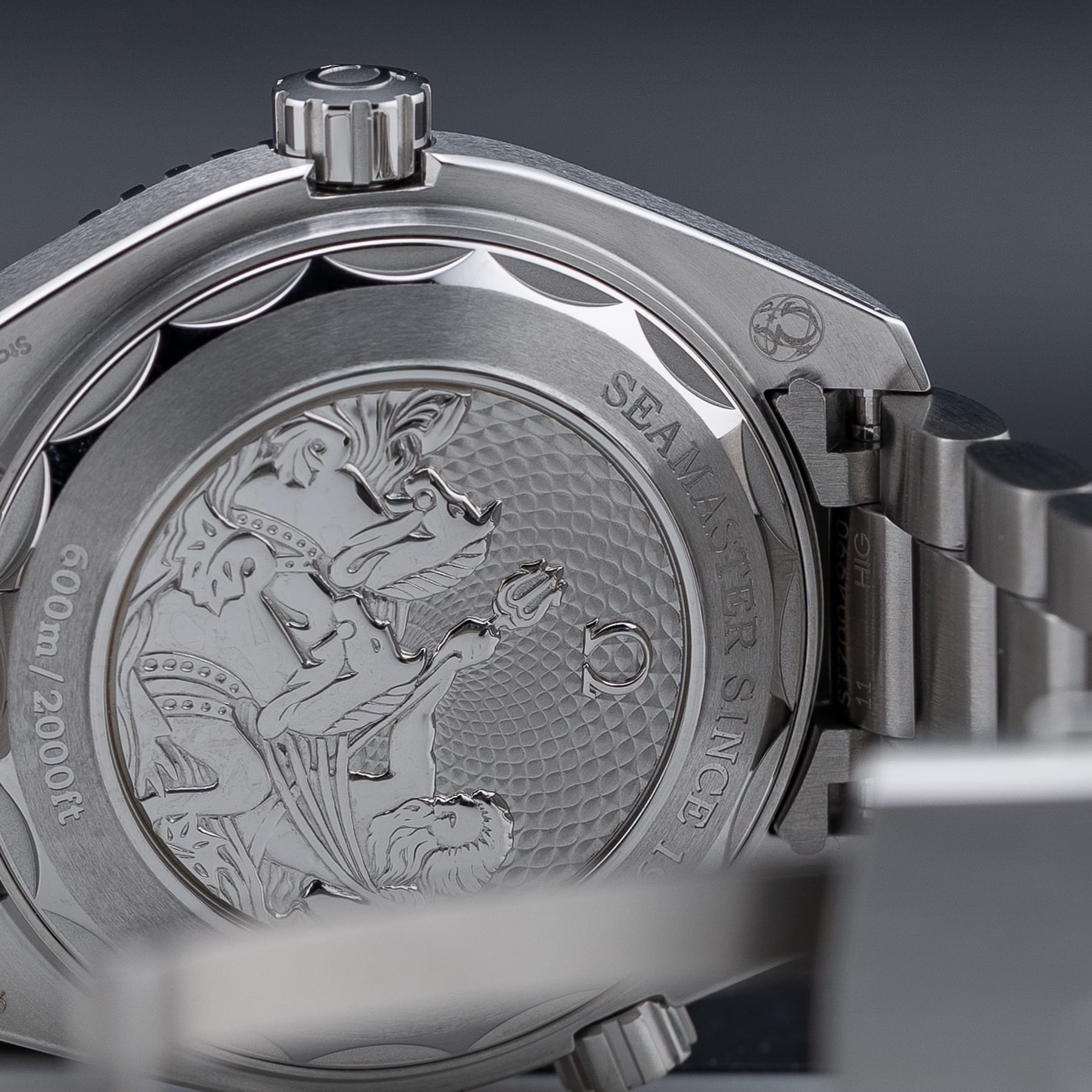 Omega 215.30.40.20.03.002 Seamaster Planet Ocean 600M Summer Blue