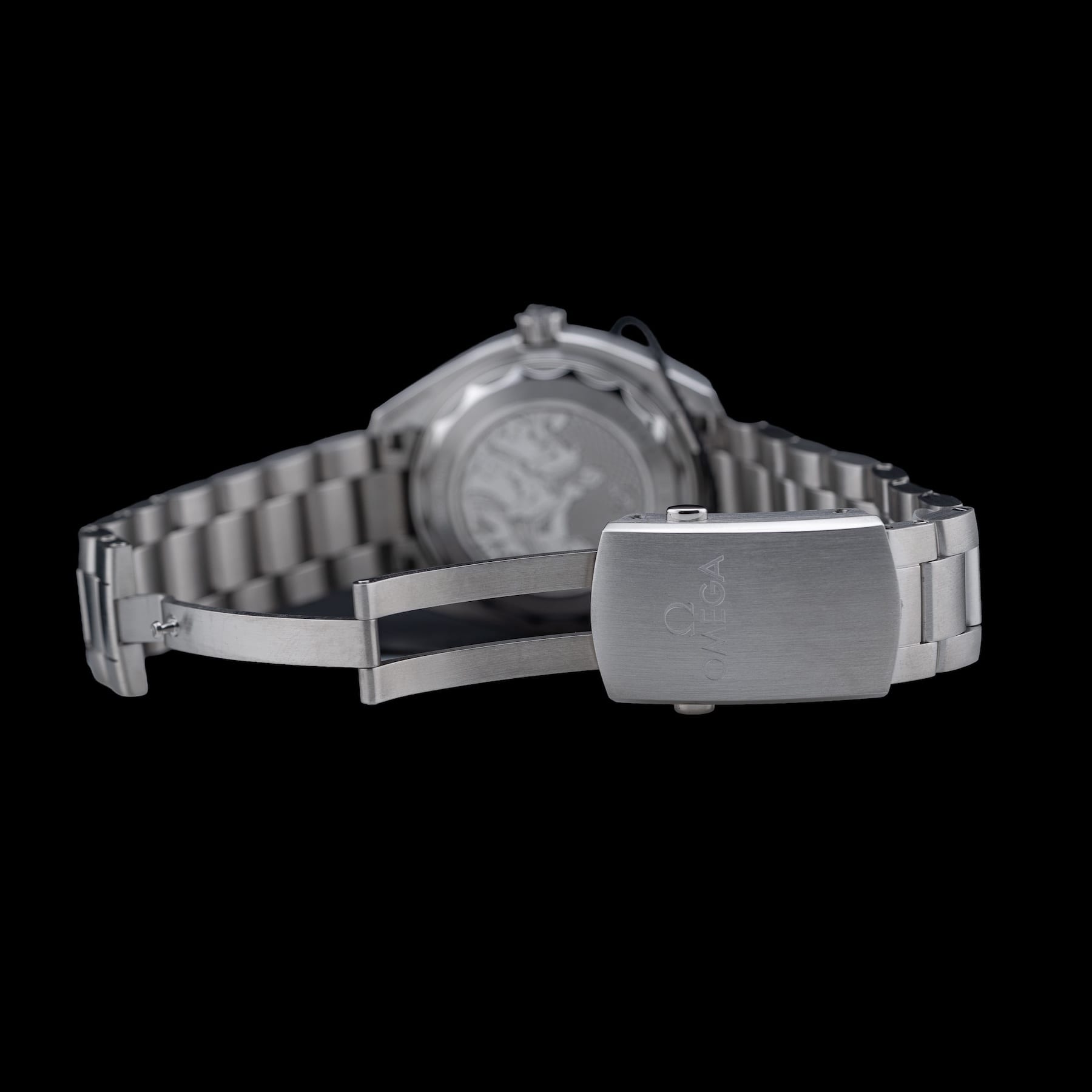 Omega 215.30.40.20.03.002 Seamaster Planet Ocean 600M Summer Blue