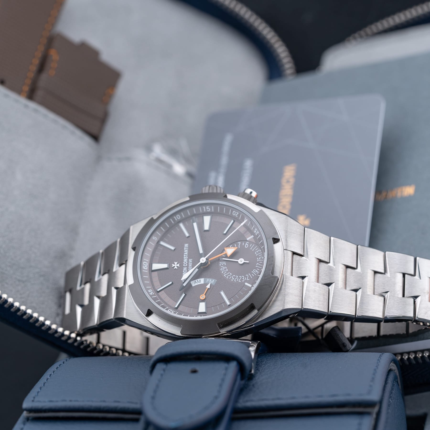 Vacheron Constantin Overseas Dual Time 7930V/210T-H072