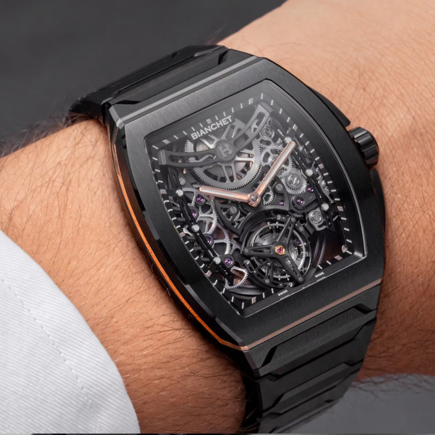 Bianchet Ultrafino Tonneau Black Ceramic TNUFFTSKCMBK