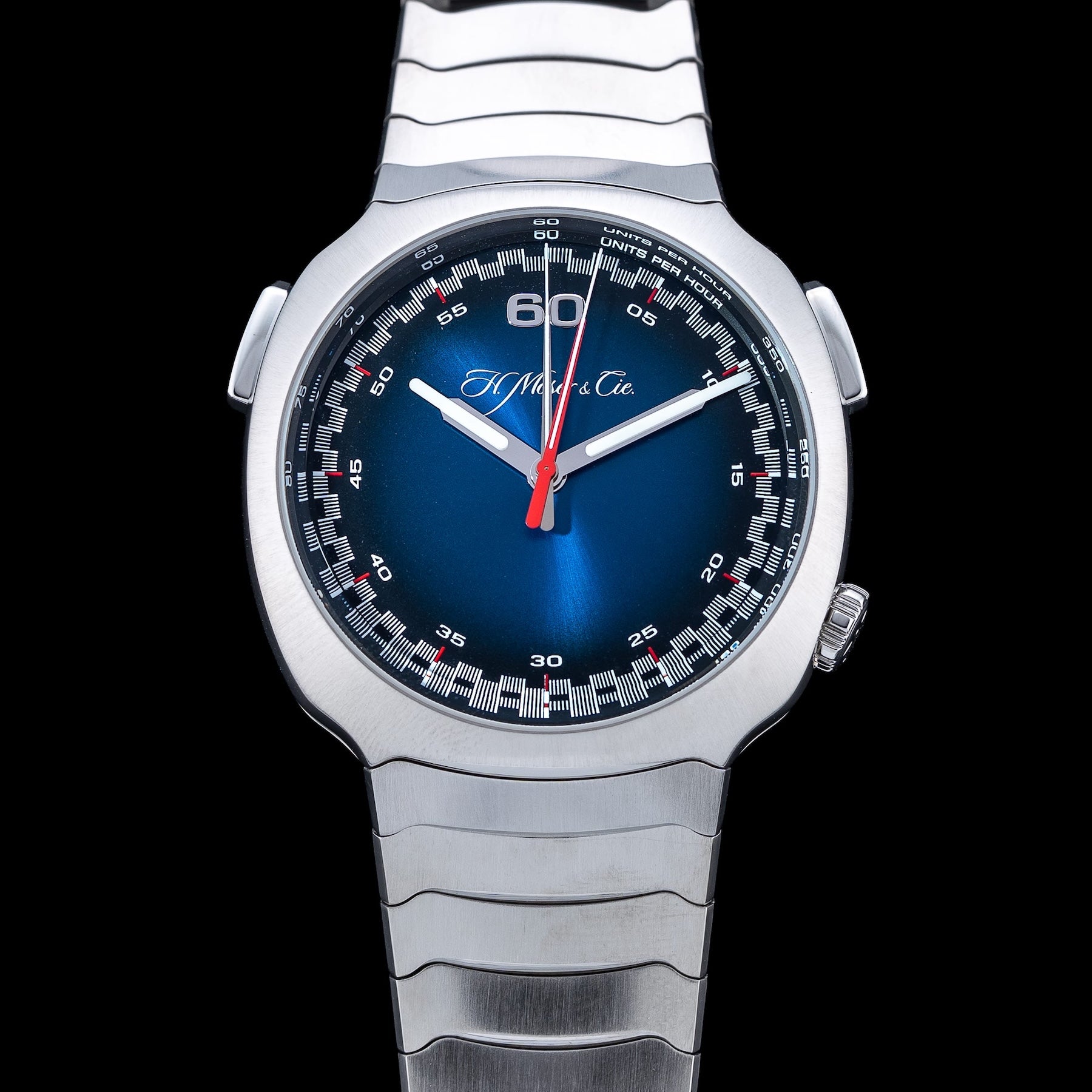 H. Moser & Cie. 6902-1201 Streamliner Flyback Chronograph Blue