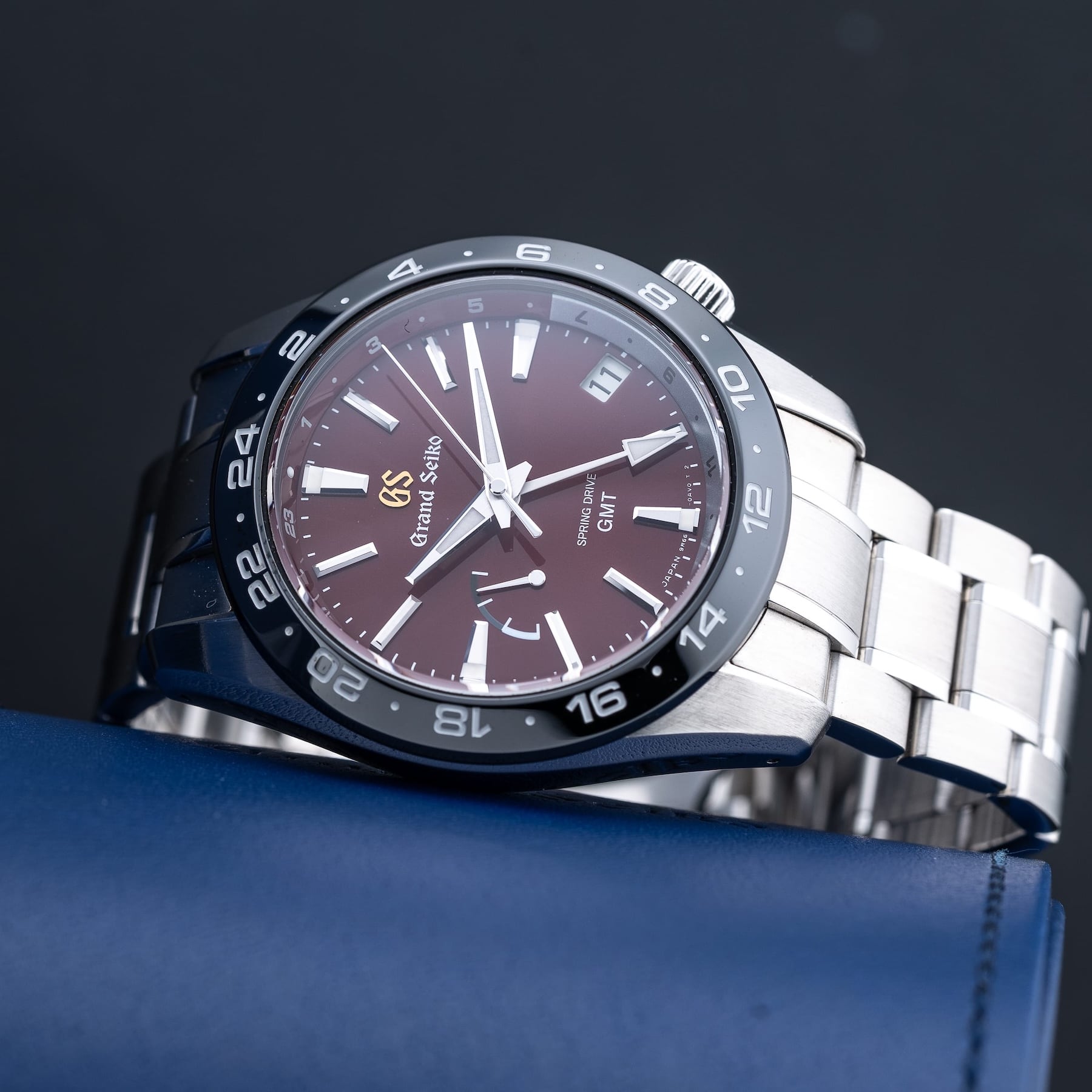Grand Seiko Sport Collection SBGE305