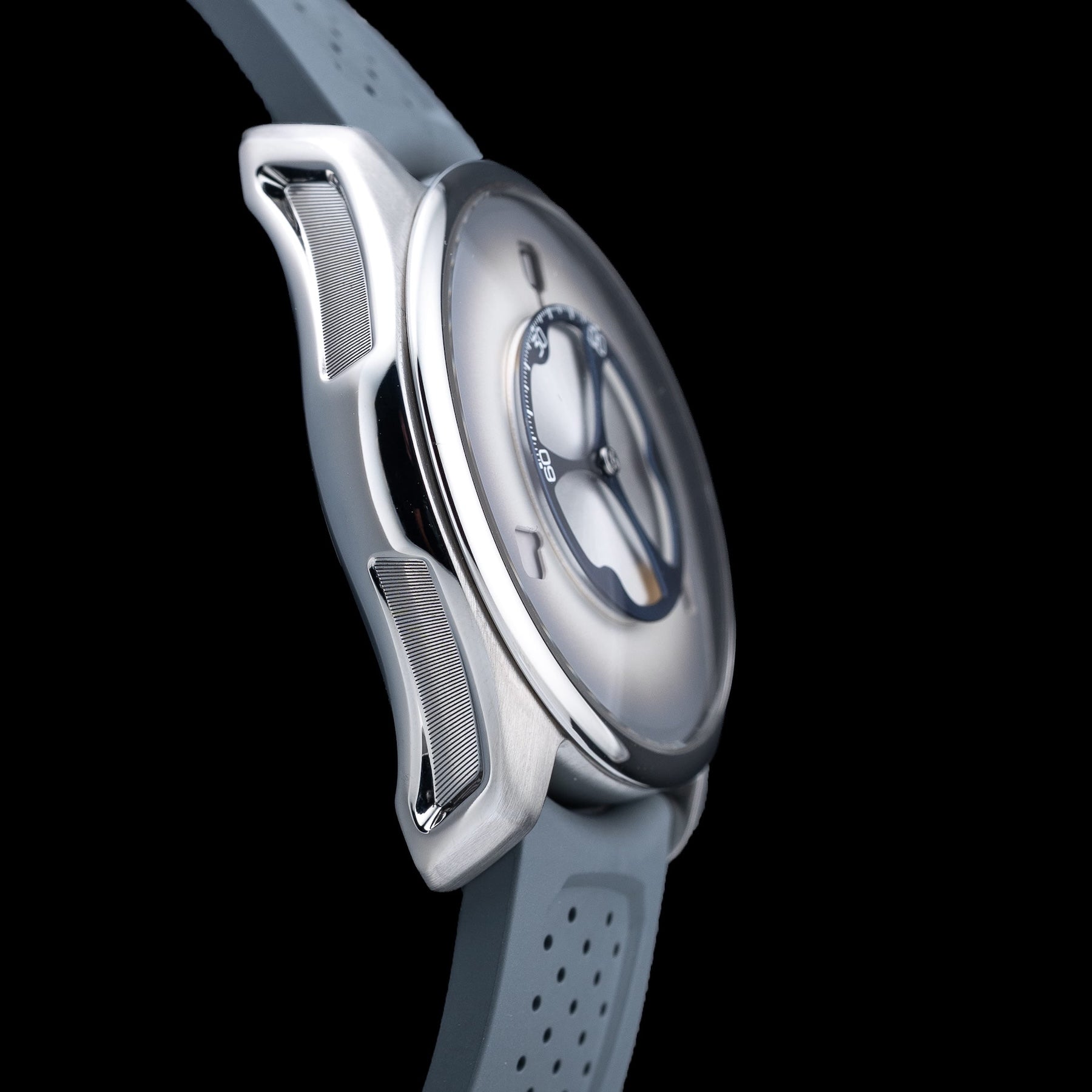 H. Moser & Cie. 3240-1200 Flying Hours White Fumé Dial