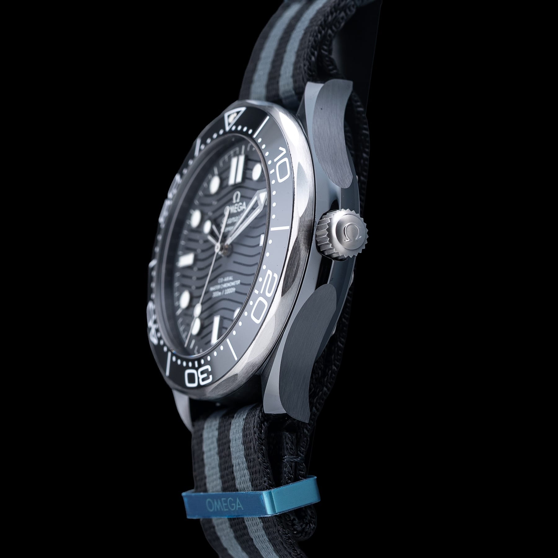 Omega Seamaster Diver 300M Black Ceramic Master Chronometer 210.92.44.20.01.002