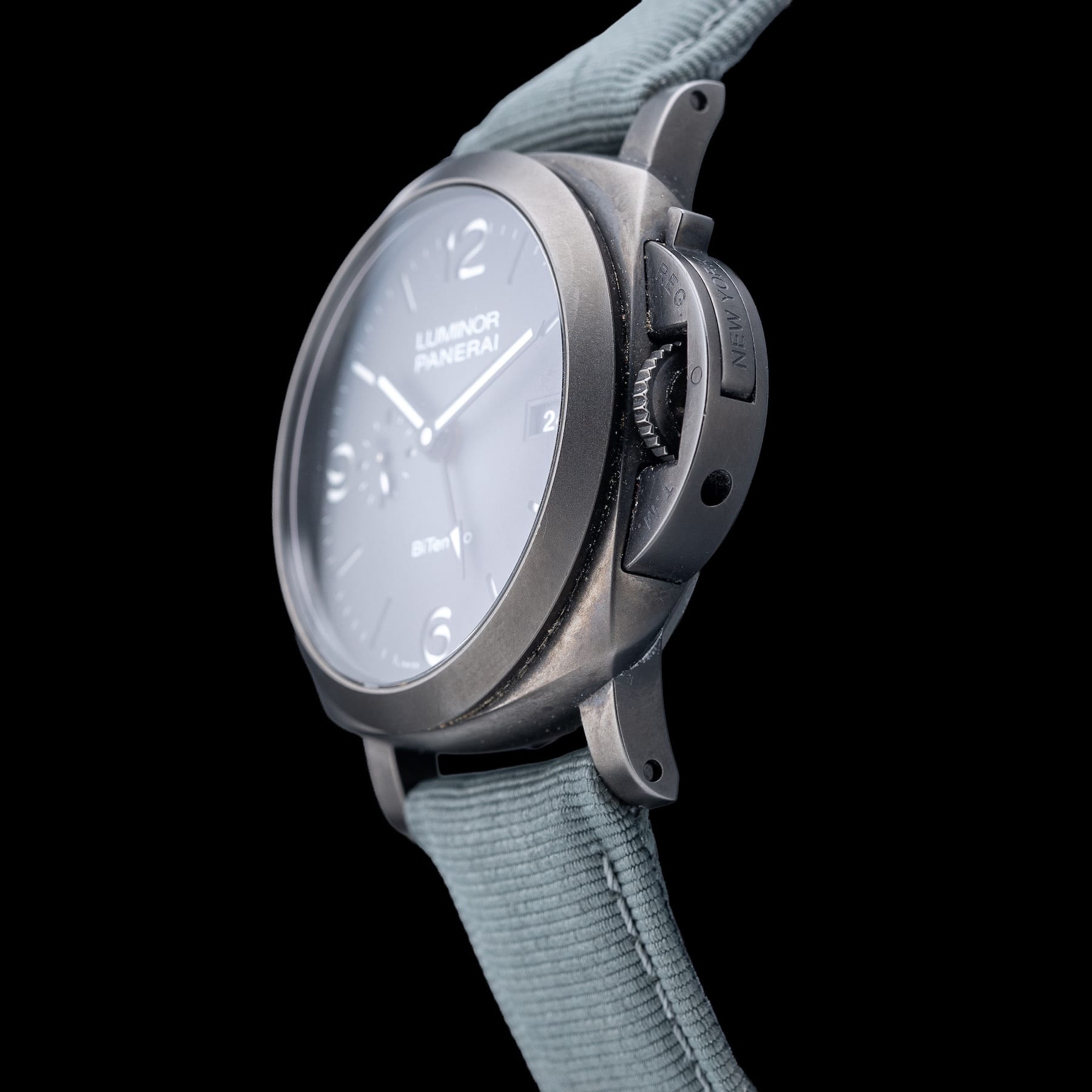 Panerai PAM01467 Luminor Bitempo Titanium DLC