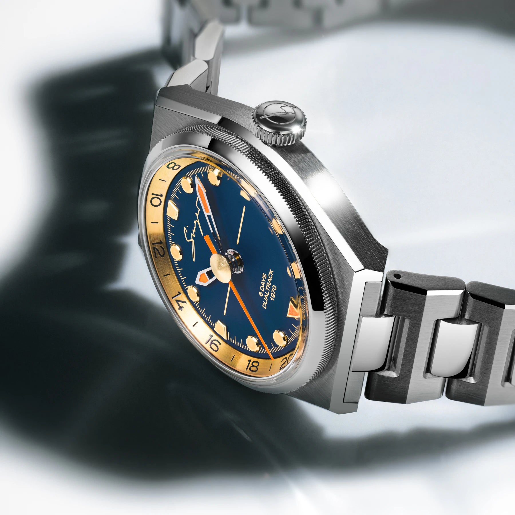Singer Reimagined 1970 DualTrack Cobalt Blue SR811-3