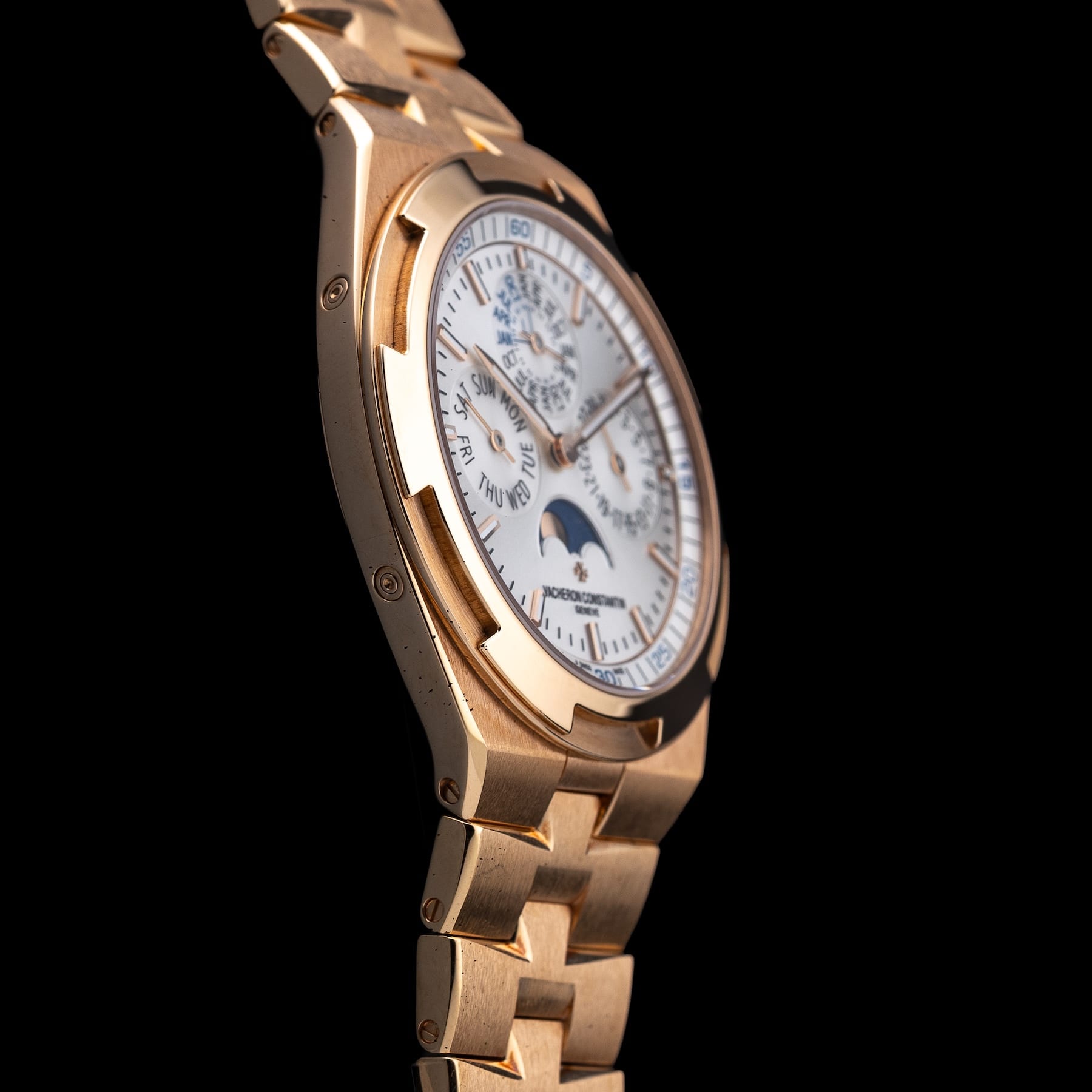 Vacheron Constantin Overseas 4300V/120R-B064