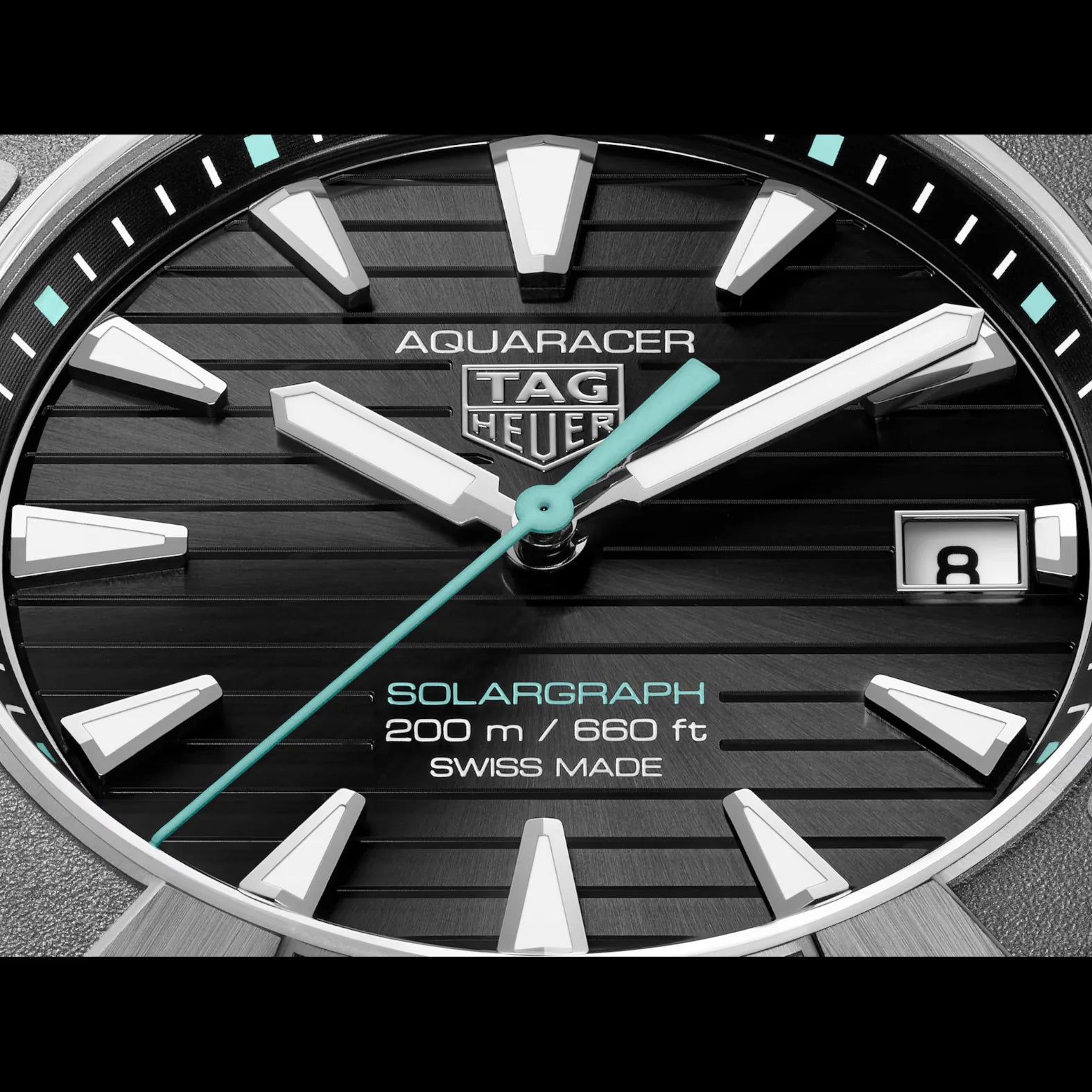 TAG Heuer Aquaracer Professional 200 Solargraph