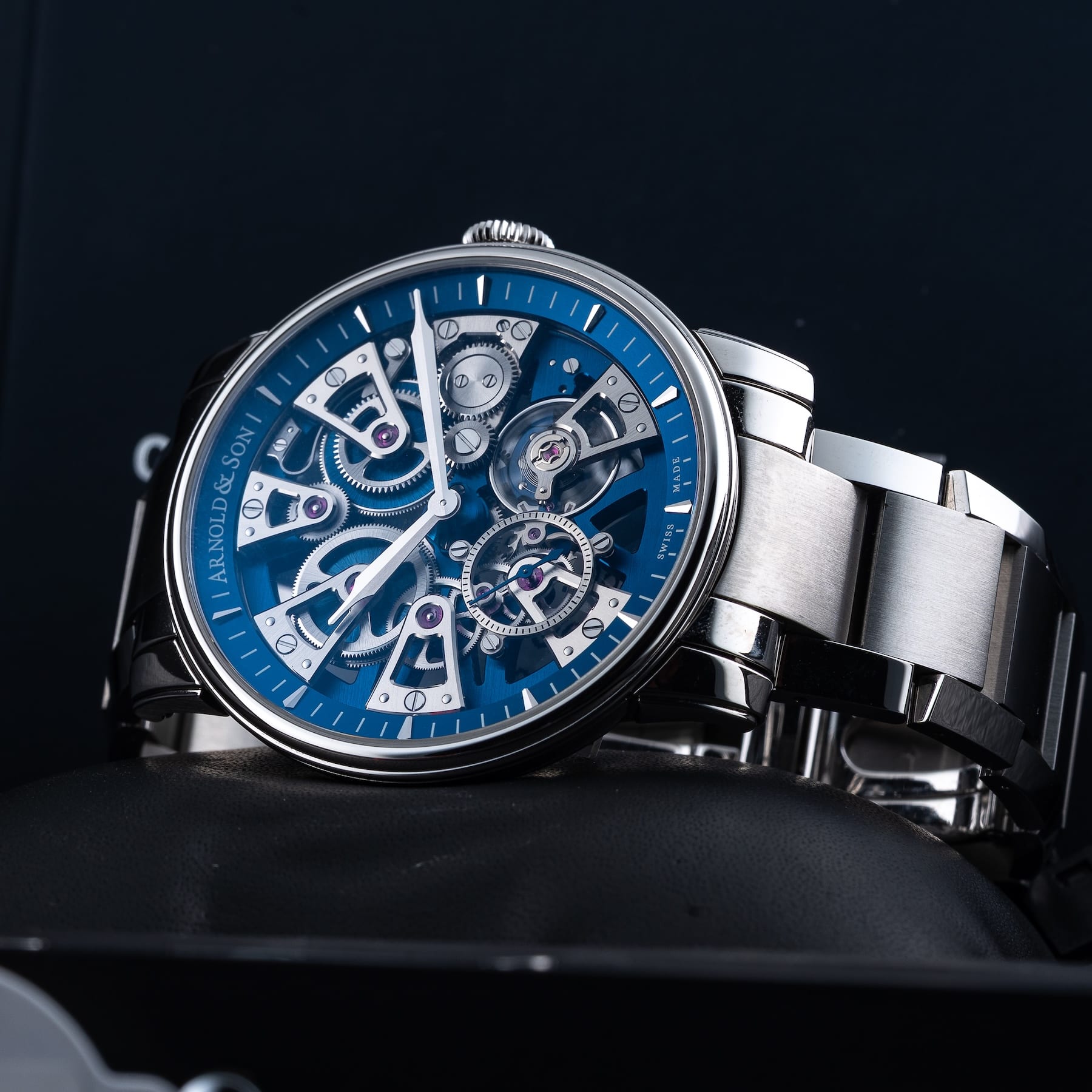 Arnold & Son Nebula 41.5mm 1NEAS.U02A