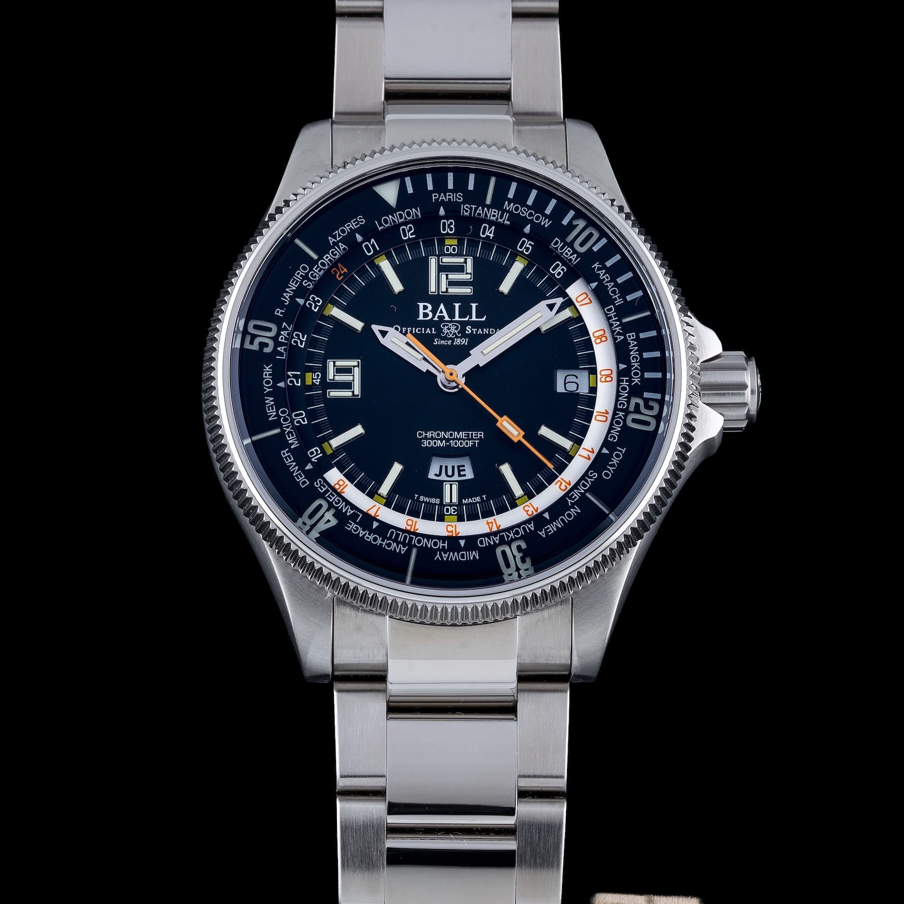 Ball Engineer Master II Diver Worldtimer (42mm) DG2232A-SC-BK