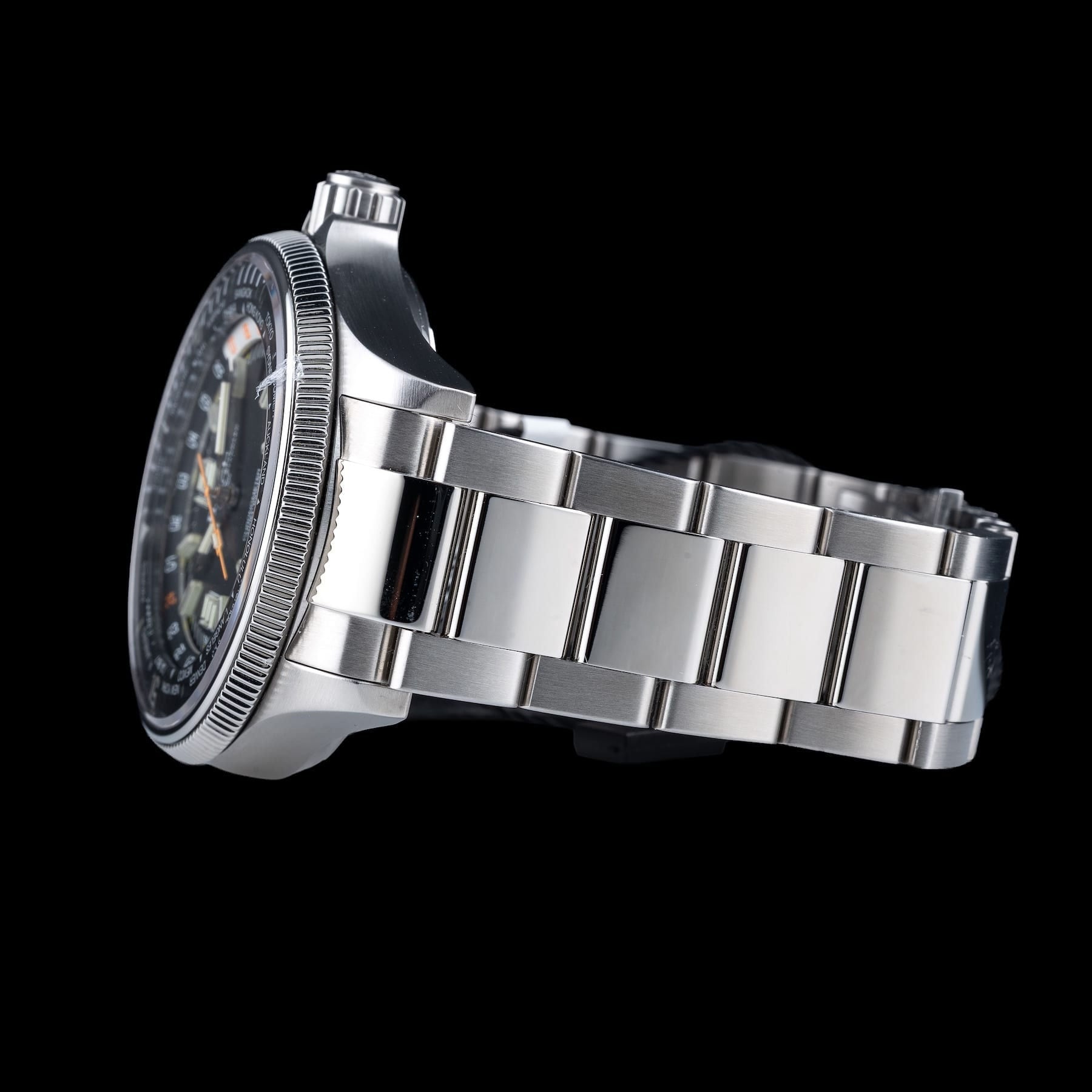 Ball Engineer Master II Diver Worldtimer (42mm) DG2232A-SC-BK