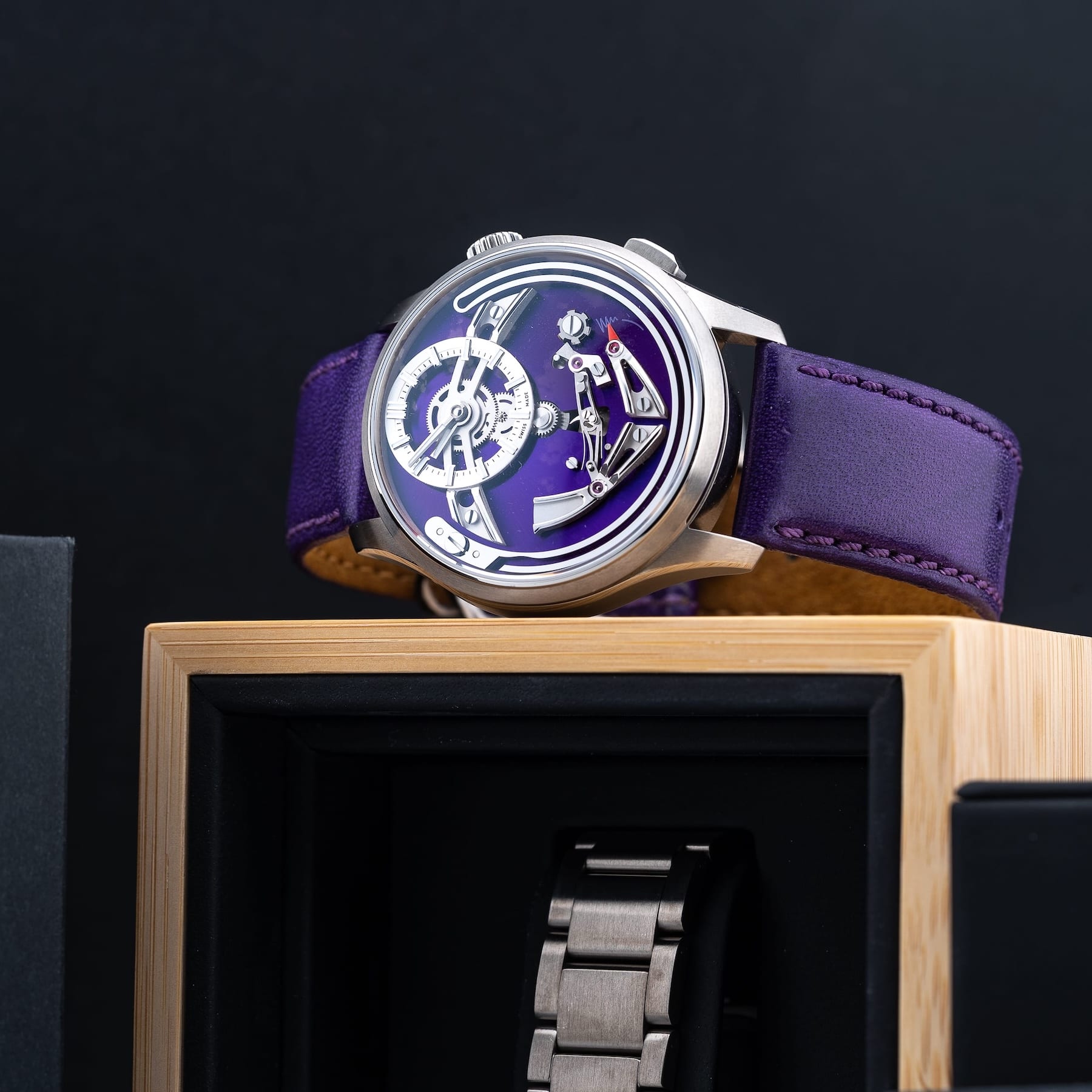 Christopher Ward C01-41APT2-T00P0