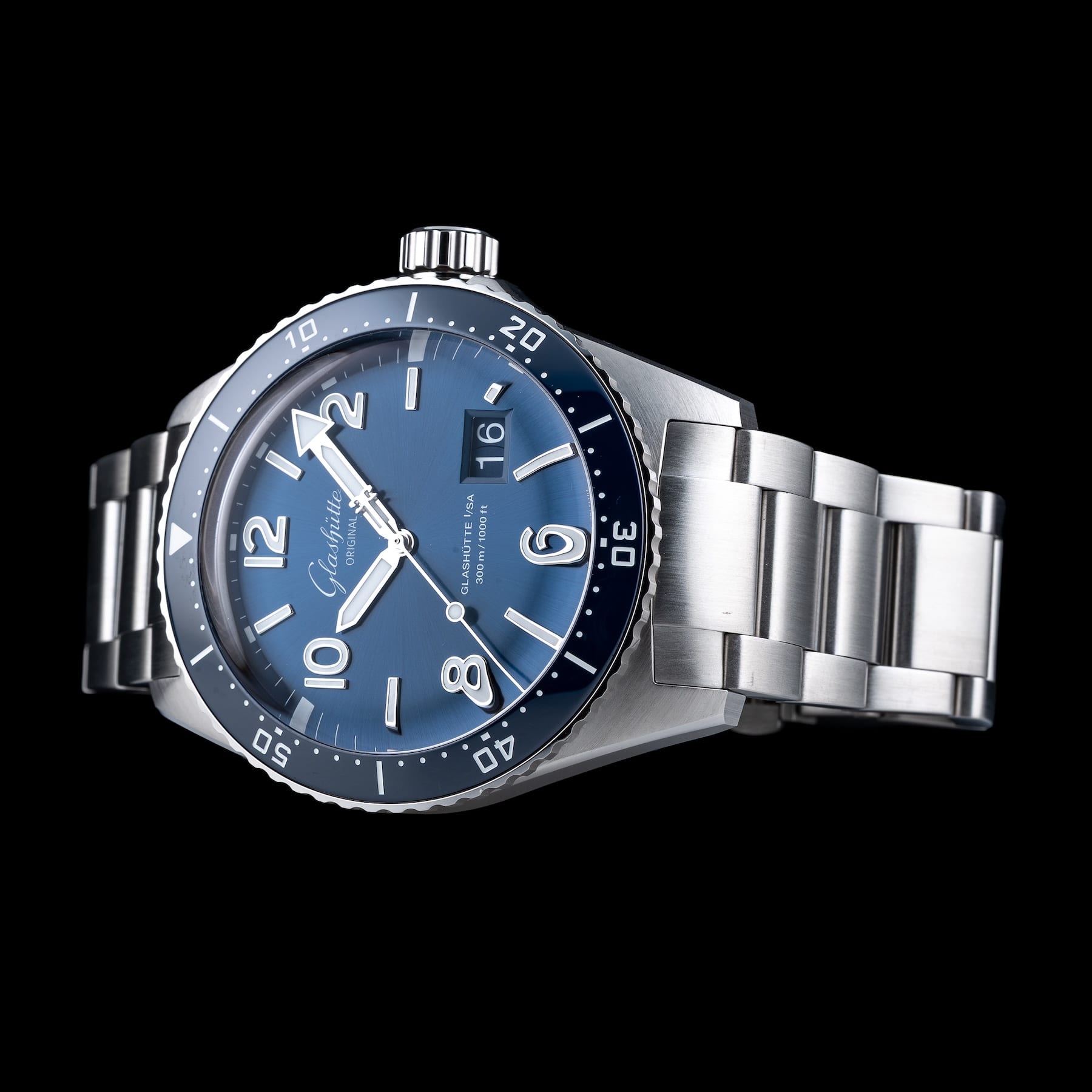 Glashütte Original SeaQ Panorama Date 1-36-13-02-81-70