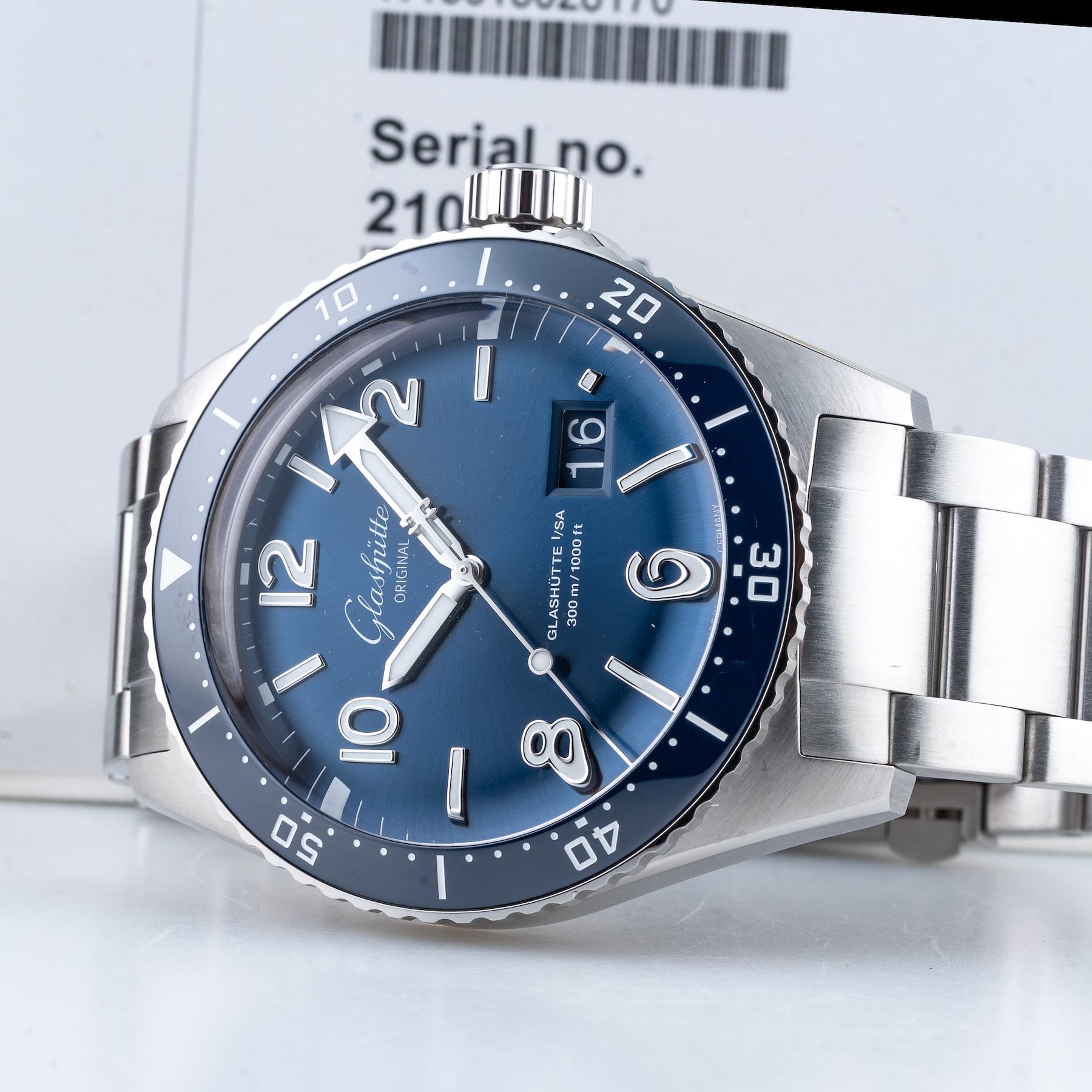 Glashütte Original SeaQ Panorama Date 1-36-13-02-81-70