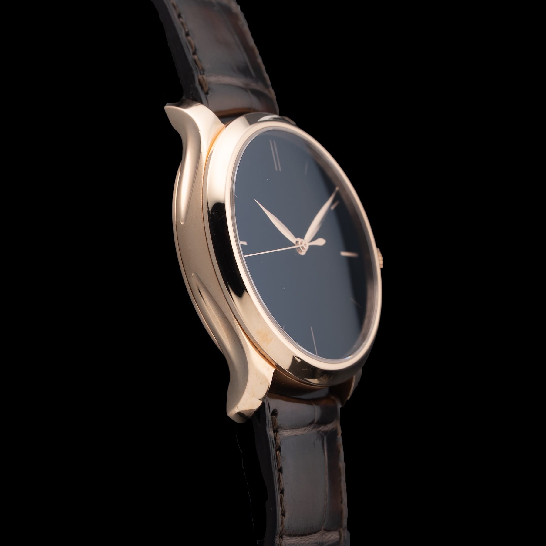 H. Moser & Cie. Endeavour Centre Seconds Vantablack