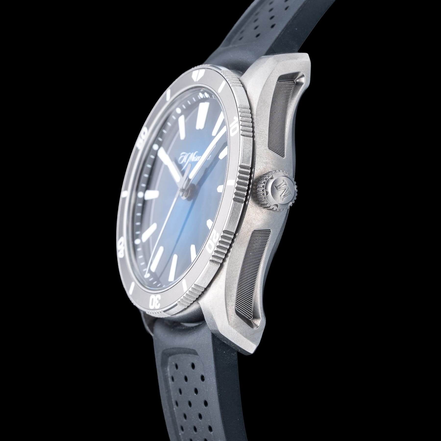 H.Moser & Cie. Pioneer S RB Centre Seconds 3200-0500