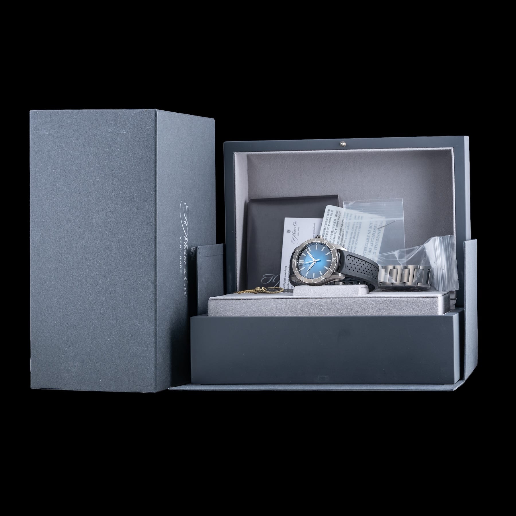H.Moser & Cie. Pioneer S RB Centre Seconds 3200-0500