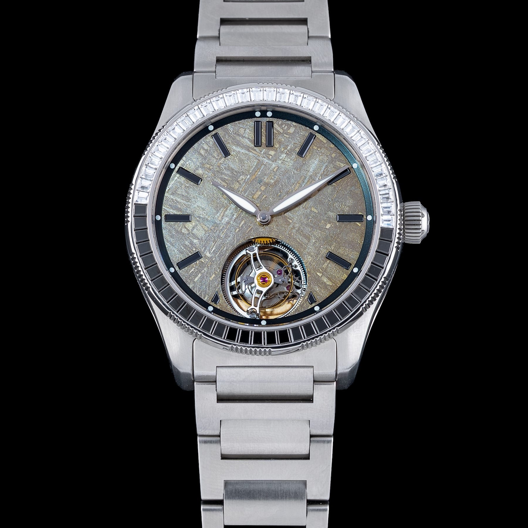 H. Moser & Cie. Pioneer Tourbillon 3804-1211