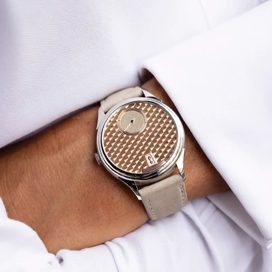 Andersen Genève Jumping Hours Rising Sun