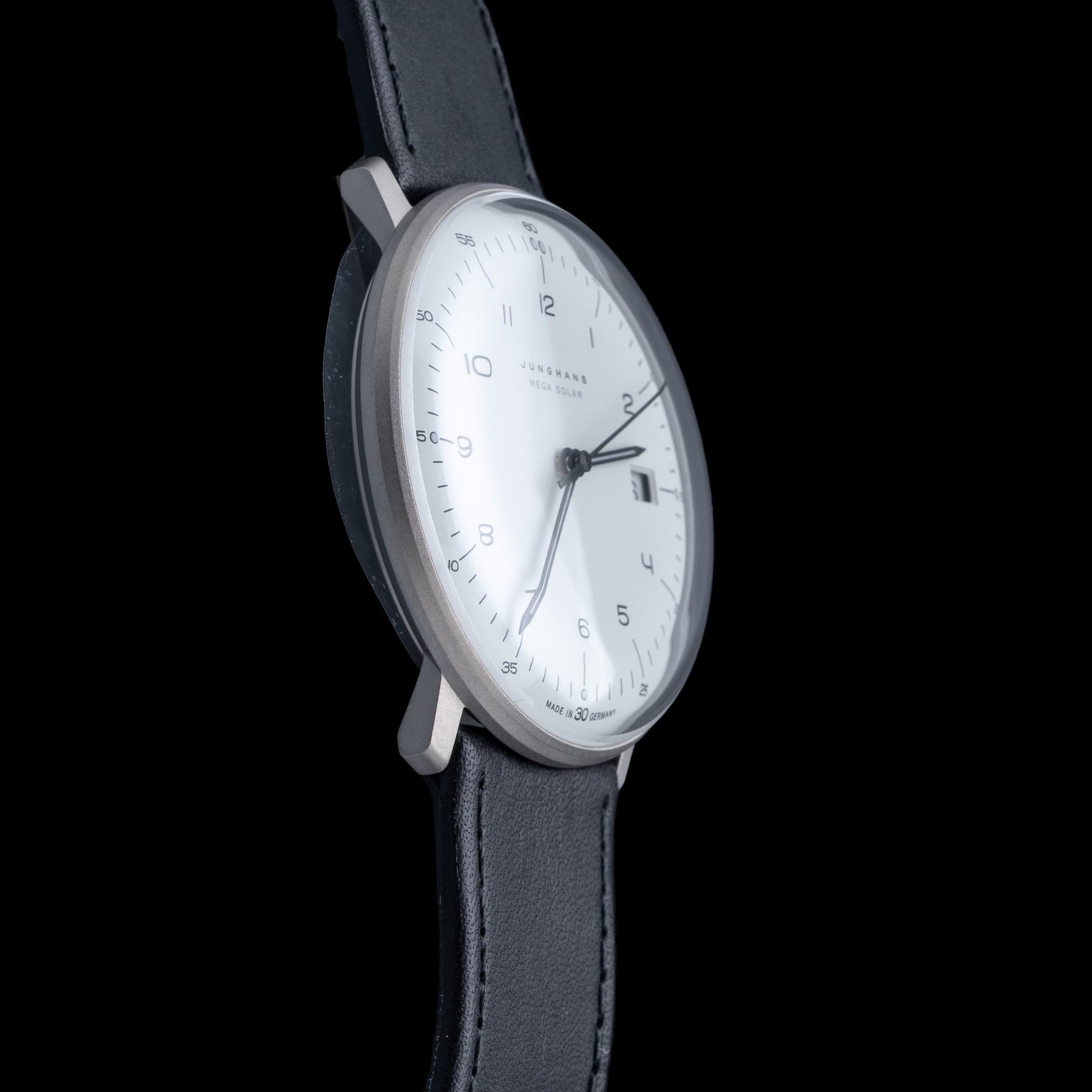 Junghans 059/2023.02 Max Bill Mega Solar