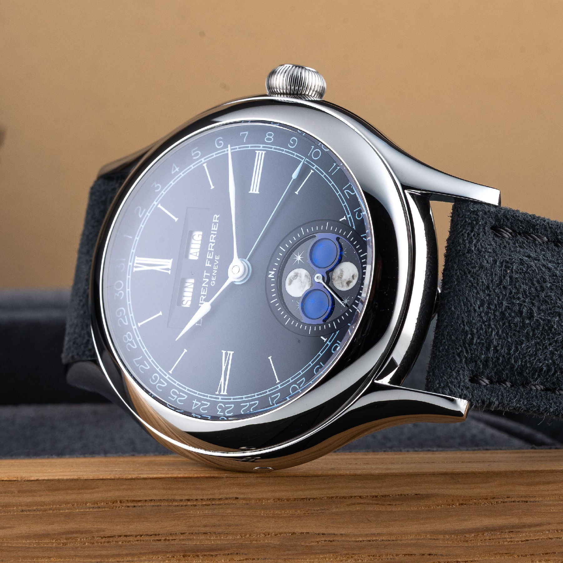 Laurent Ferrier LCF039.AC.C1WC Classic Moon SS Blue Dial
