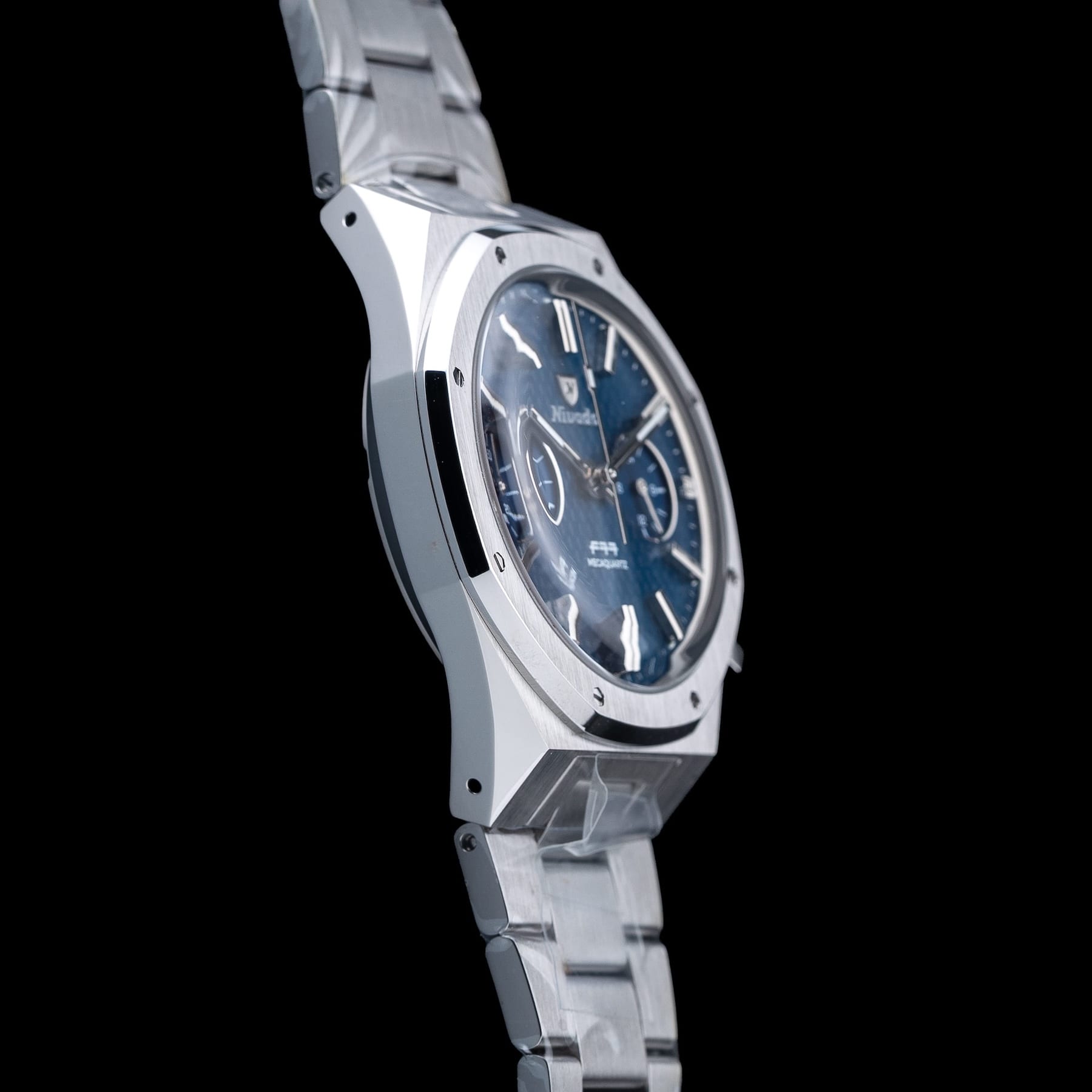 Nivada Grenchen 68000Q77 F77 Chrono Mecaquartz Blue 38mm