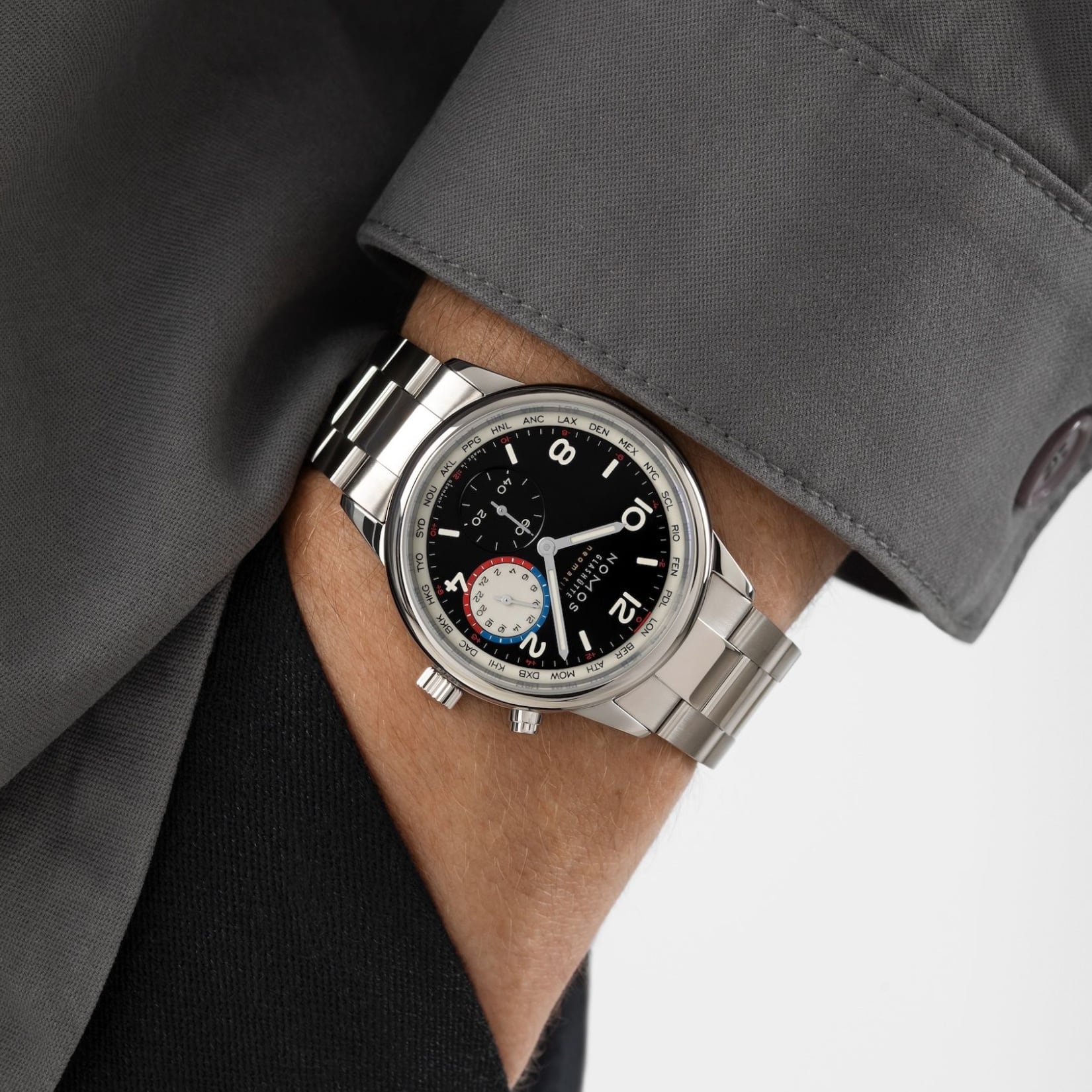 NOMOS Glashütte Club Sport Neomatik Worldtimer Dark 793.SB