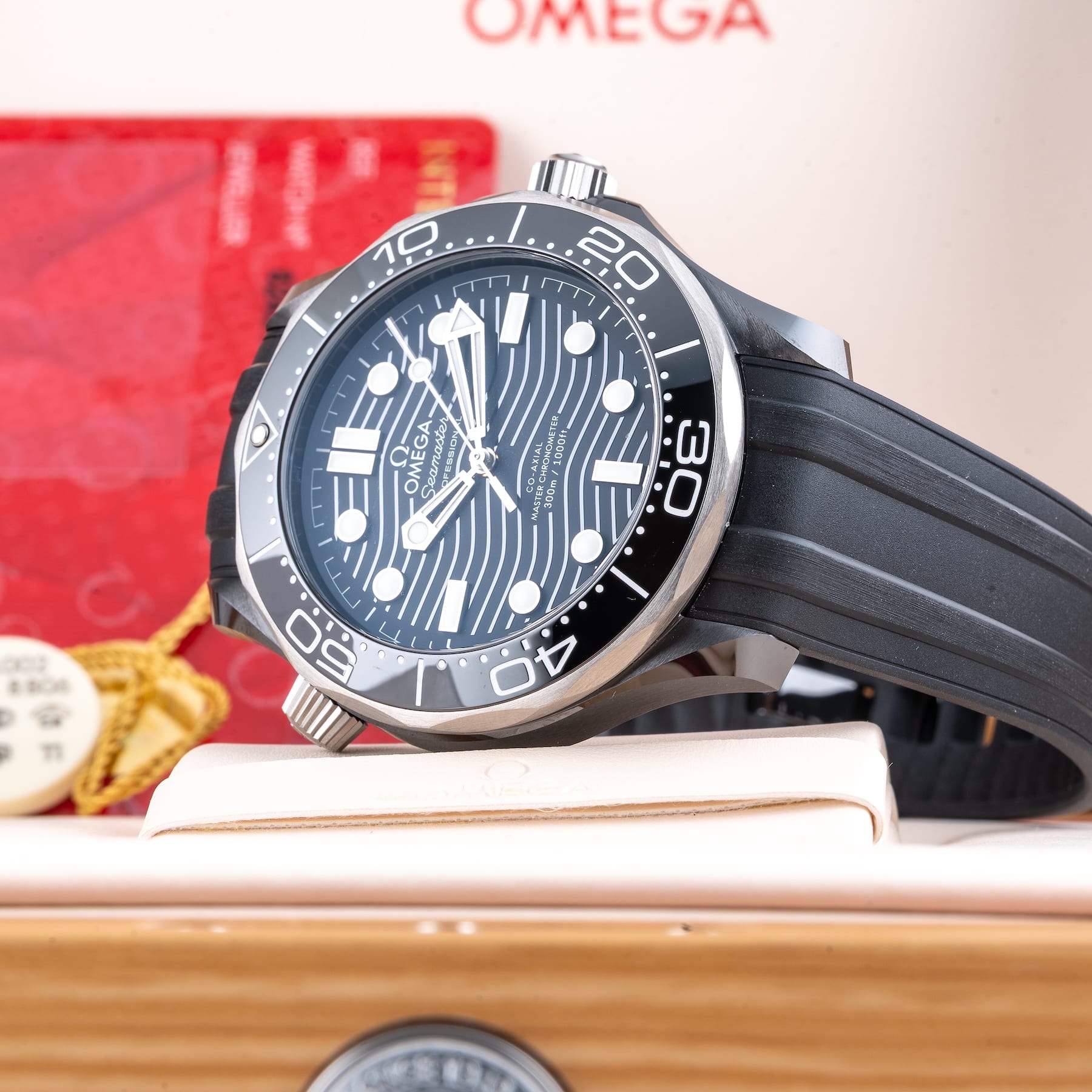 Omega Seamaster Diver 300M Chronometer 210.92.44.20.01.001