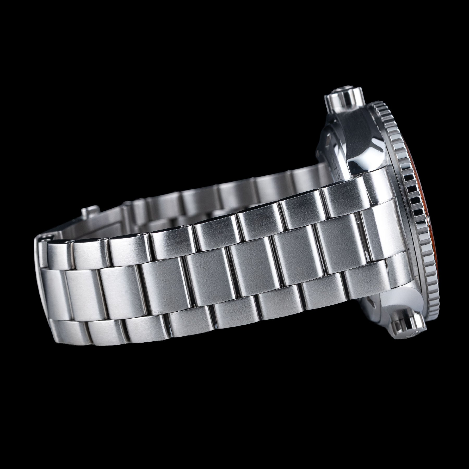 Omega Seamaster Planet Ocean 232.30.46.21.01.002