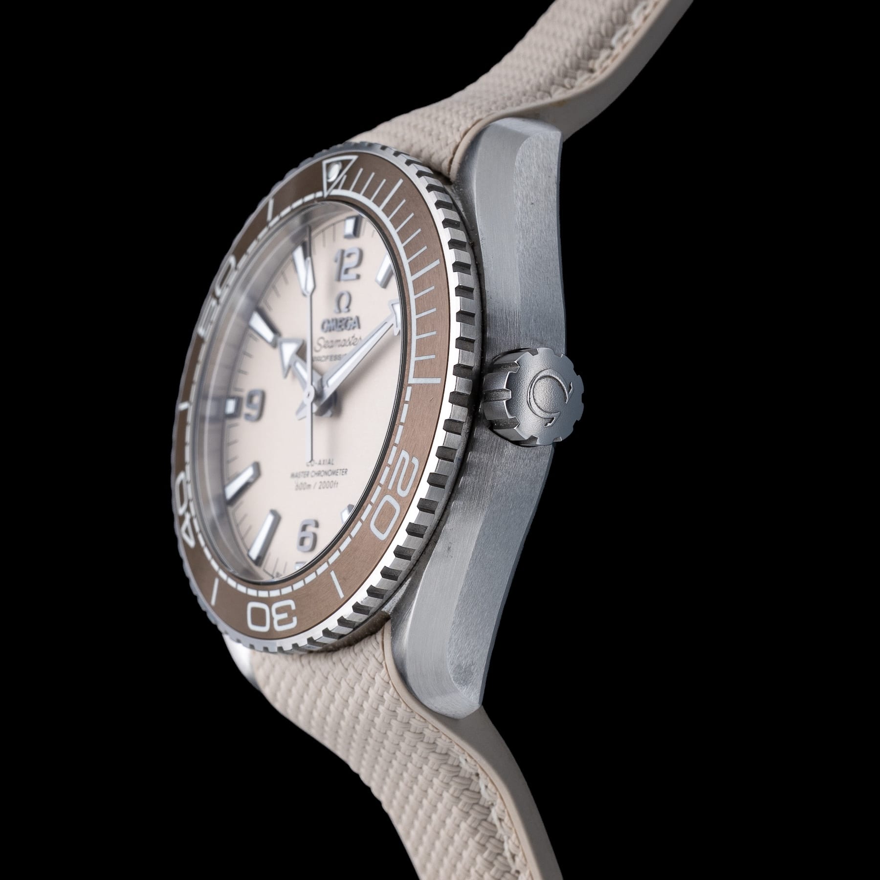 Omega 215.32.44.21.09.001 Seamaster Planet Ocean