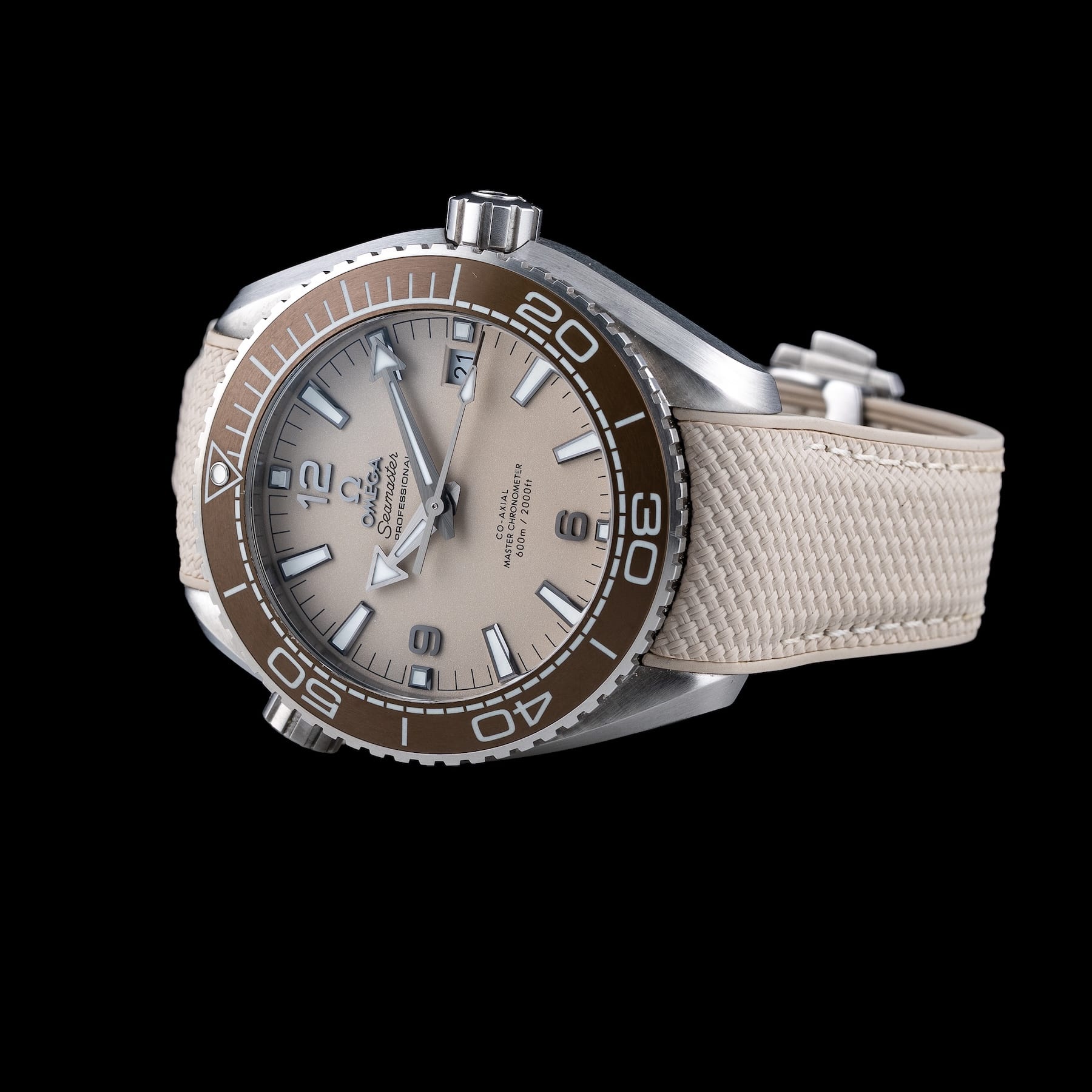 Omega 215.32.44.21.09.001 Seamaster Planet Ocean