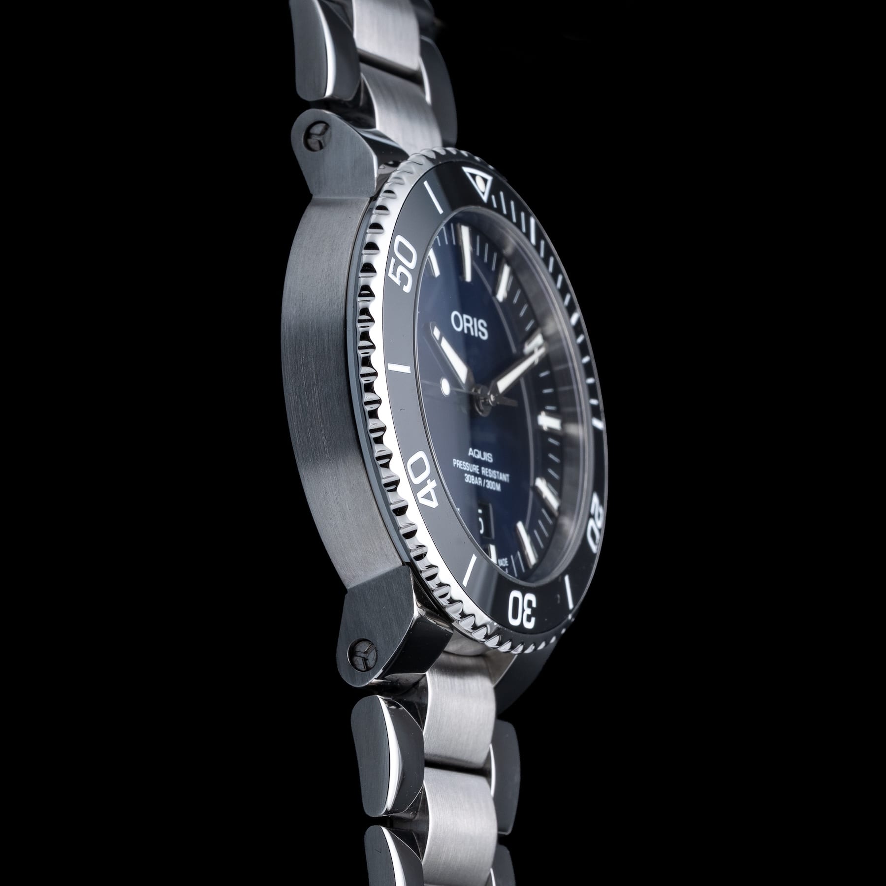 Oris Aquis Date Blue Dial 01 733 7730 4135