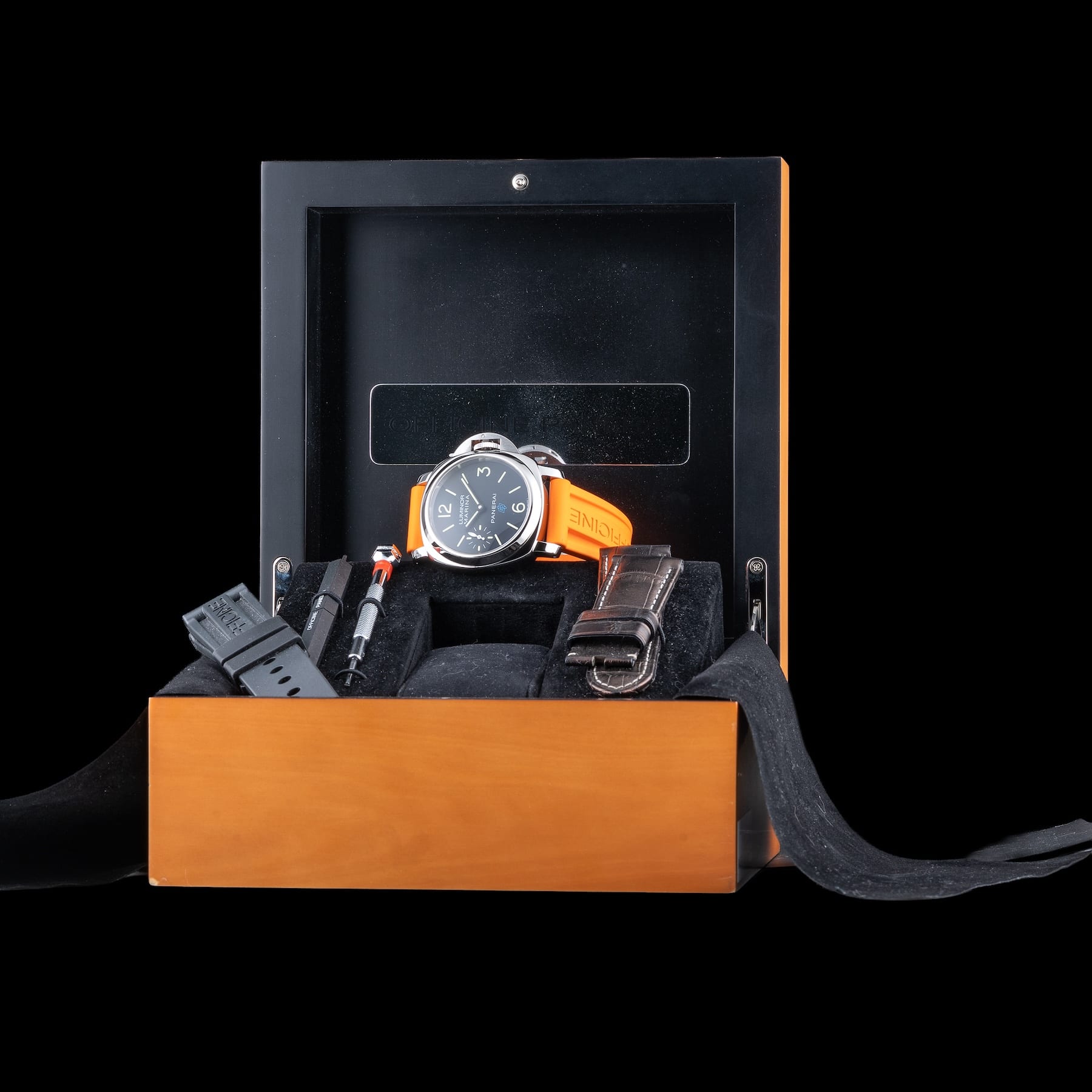 Panerai Luminor Marina Logo 3 Days Black PAM00777