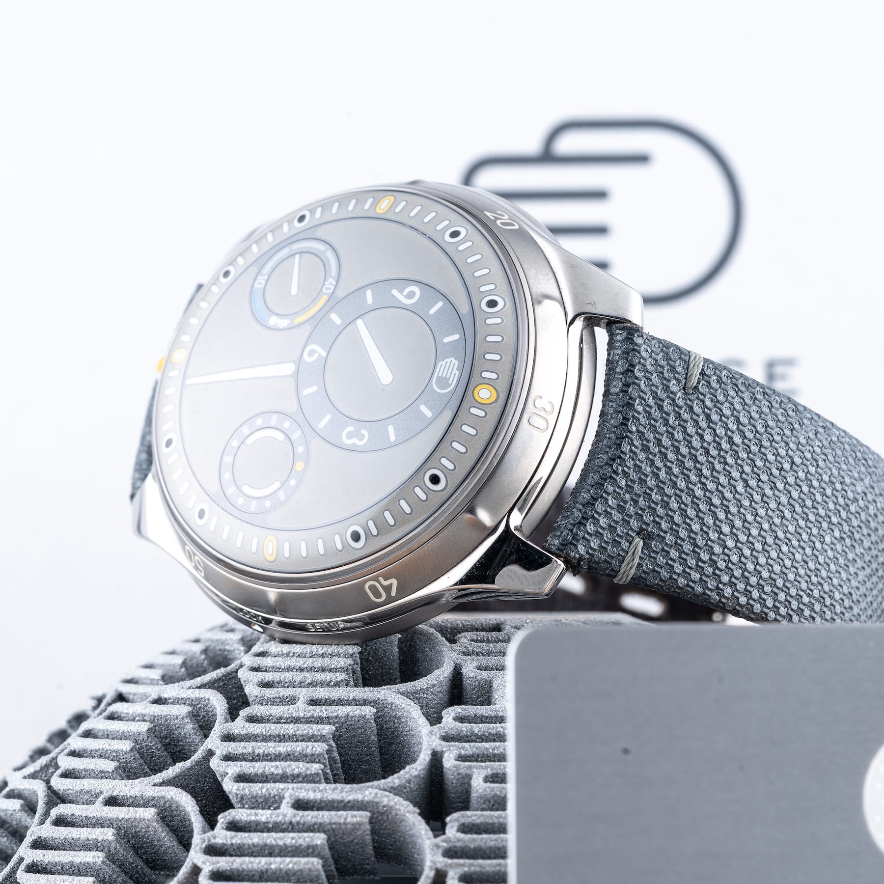 Ressence Type 5 LUM Luminova Grey Strap Ardillon Buckle