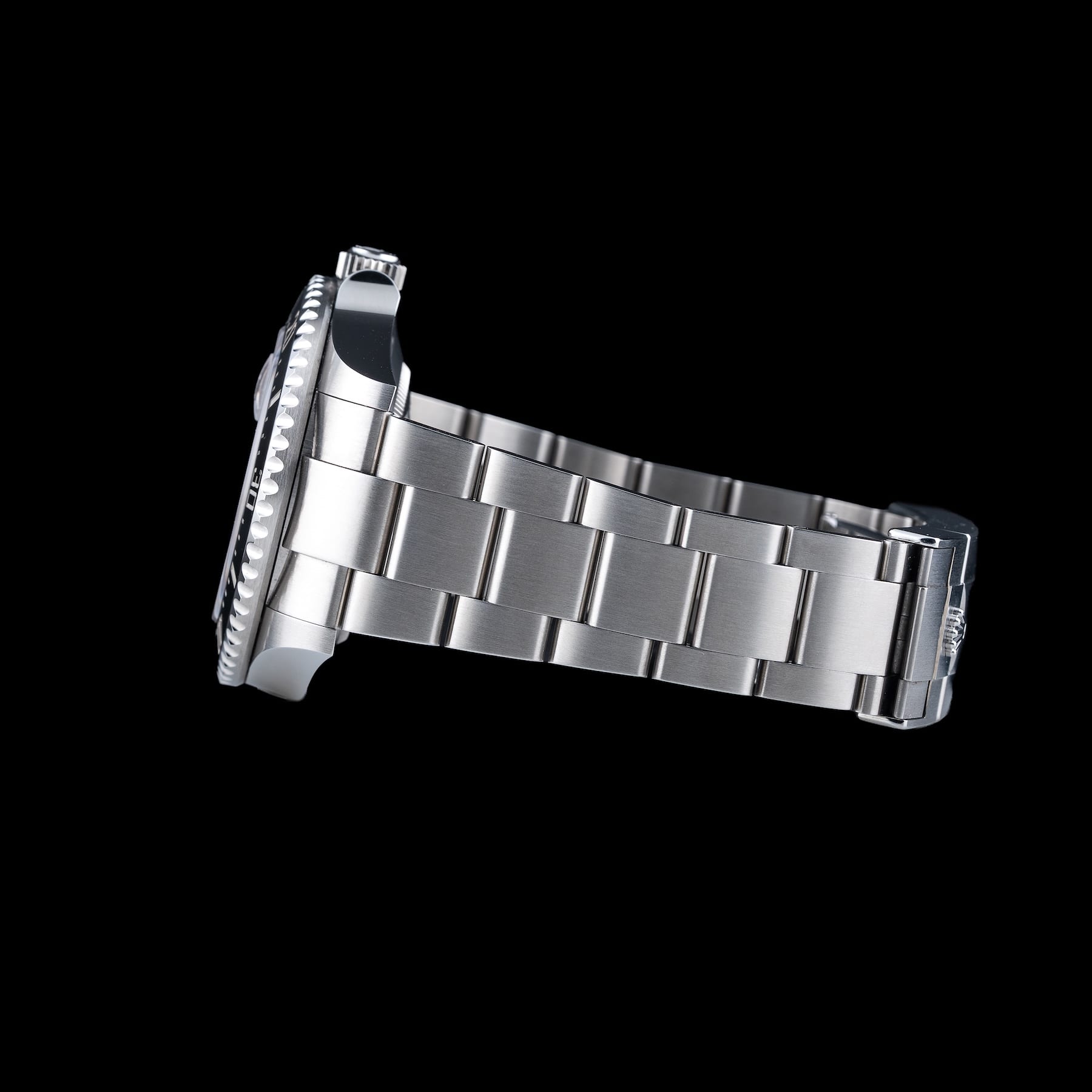 Rolex 126600-0002 Sea Dweller 43mm Black Dial Oyster Bracelet