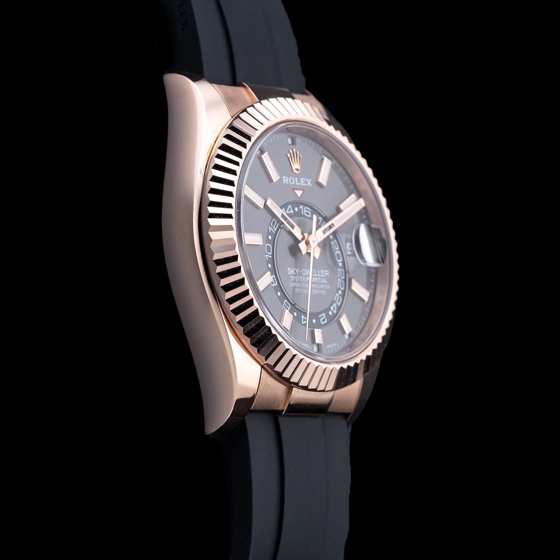 Rolex Sky-Dweller 326235