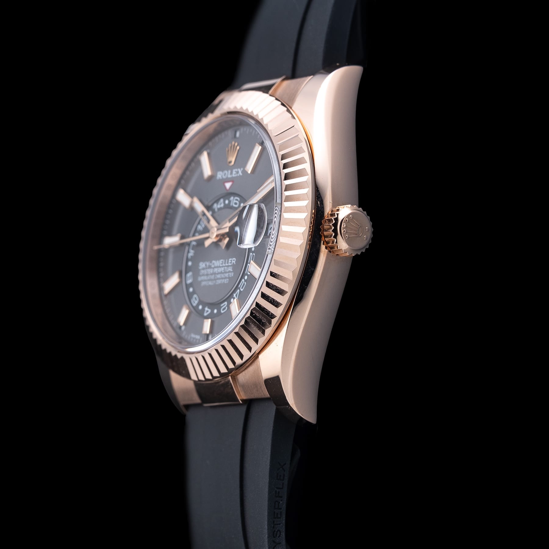 Rolex Sky-Dweller 326235